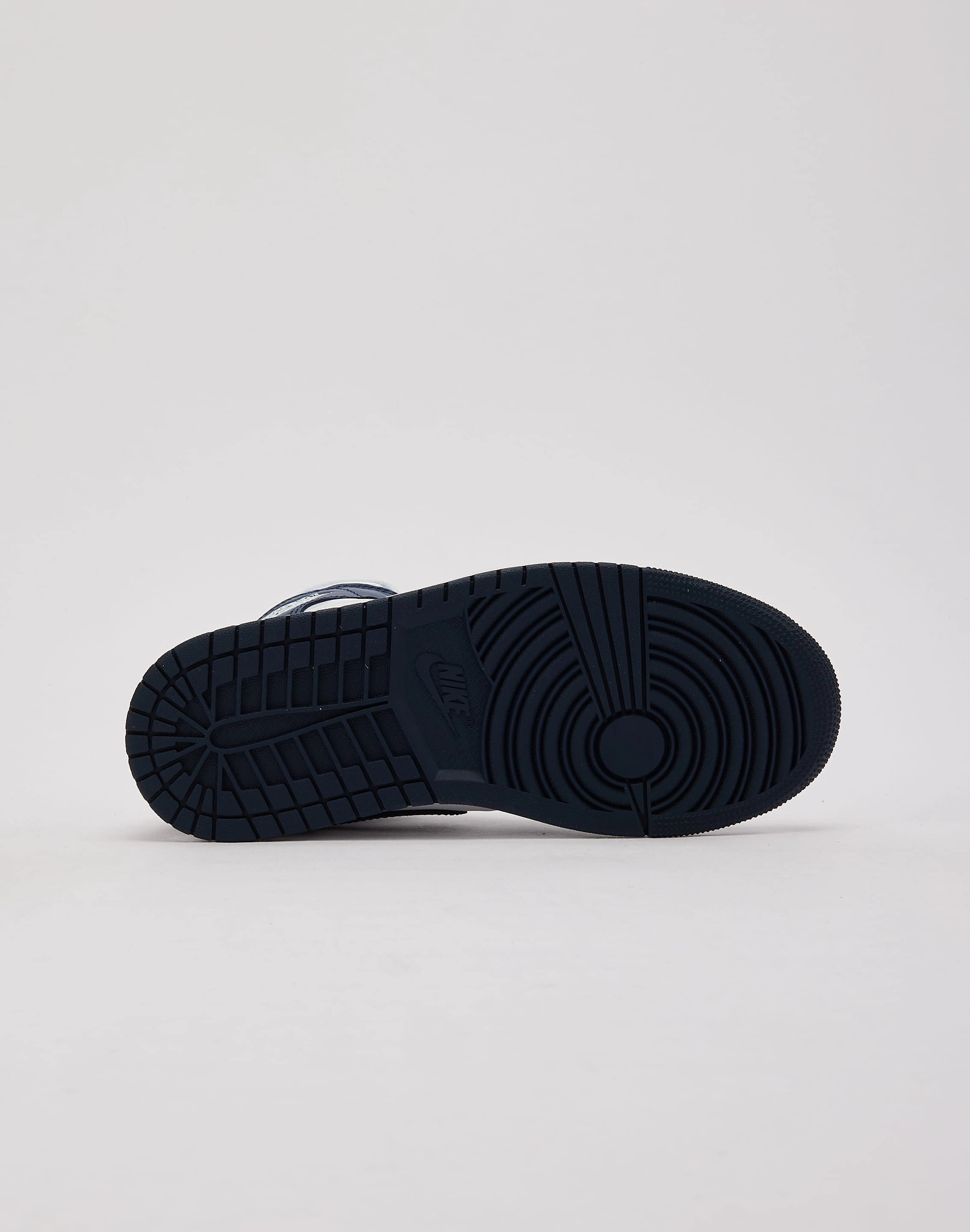 Jordan Air Jordan 1 Mid SE Classic Base