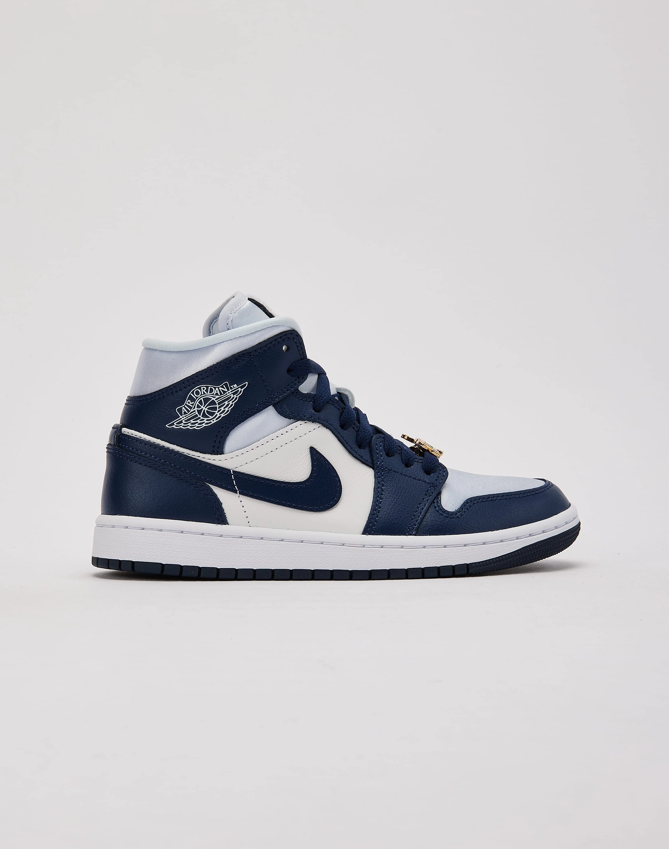 Jordan Air Jordan 1 Mid SE Family Time Torsional Stability System