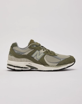 New Balance 2002R Hydrophobic Upper Material gym compatibility