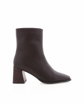 ALANIA - CHOCOLATE Reinforced Eyelets Nightclub