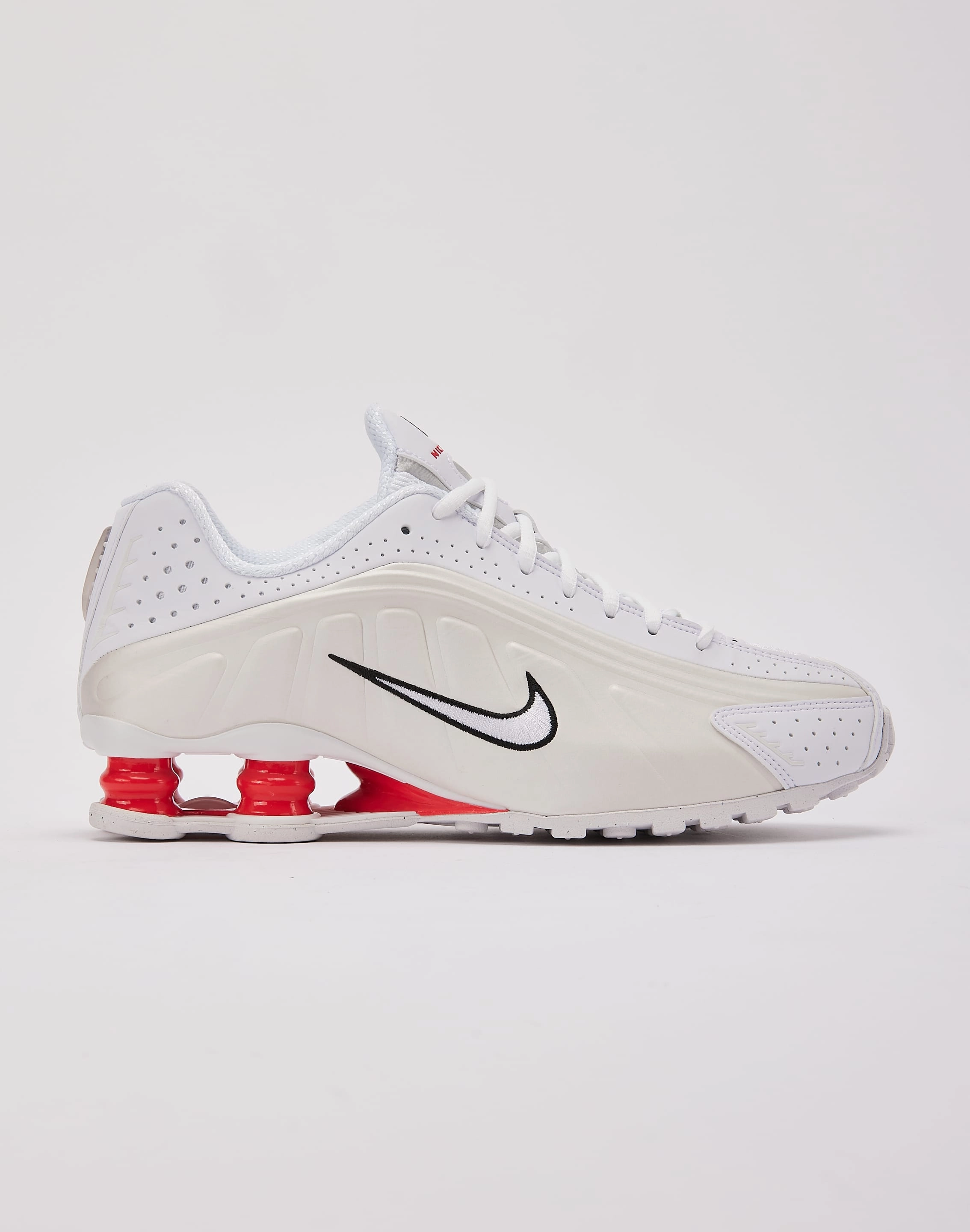 Nike Shox R4 Nano Grip Tread