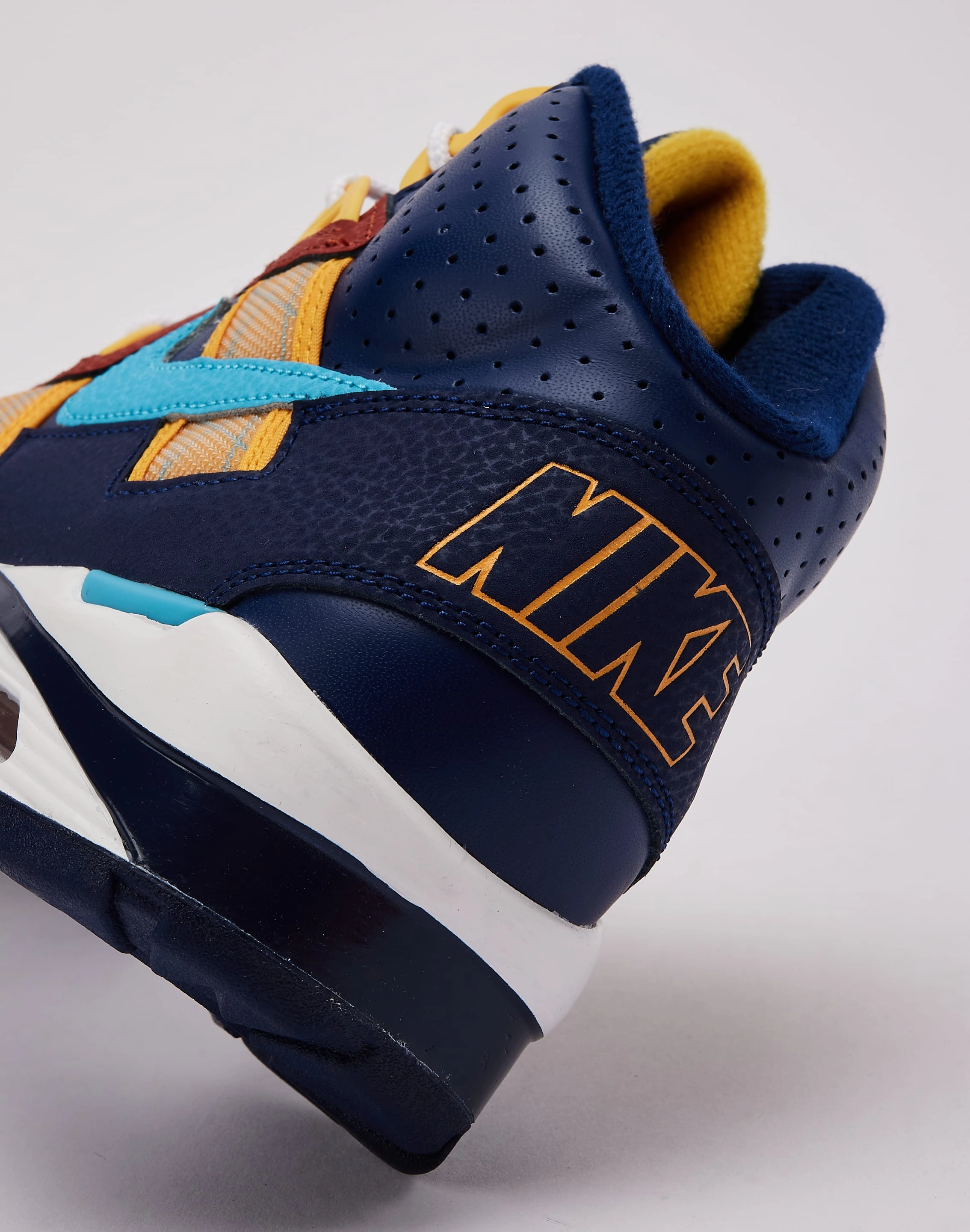 Nike Air Trainer SC High Modern Bold Breathable Material