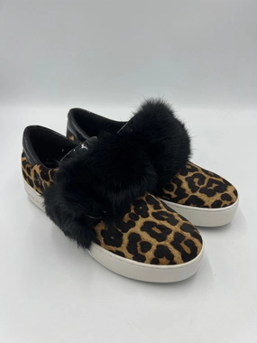 Memory Foam Wellness Seekers Shoes Designer By Michael Kors  Size: 7