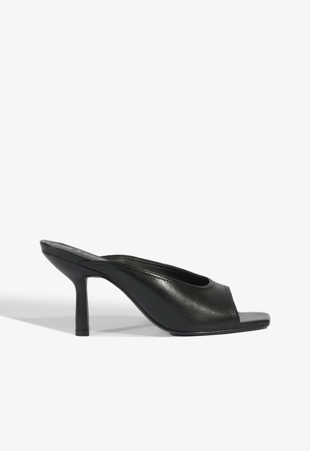 Breath Panel Fashion Travel Shoes Finley Leather Sandal