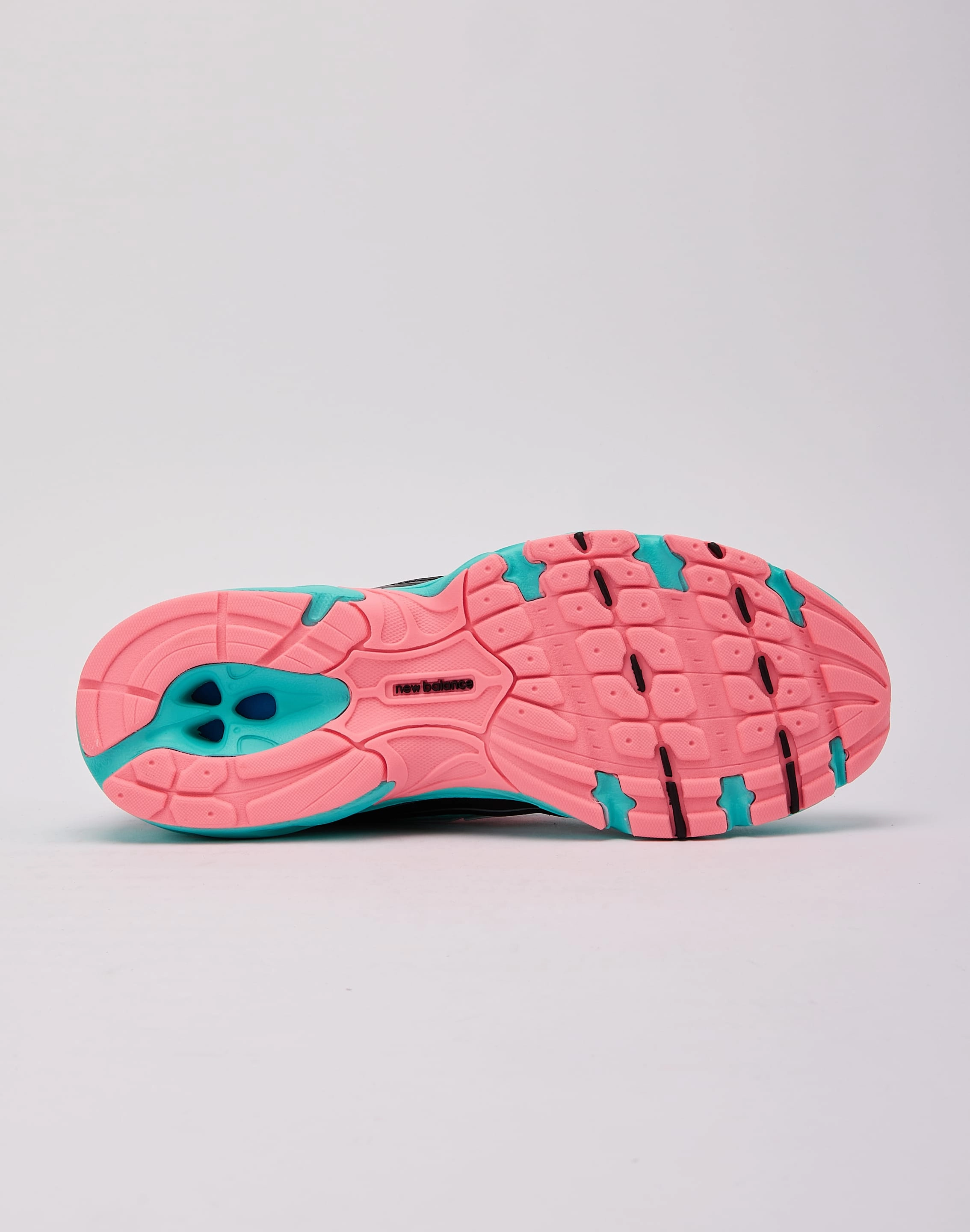 New Balance 740 Torsional Stability Arch