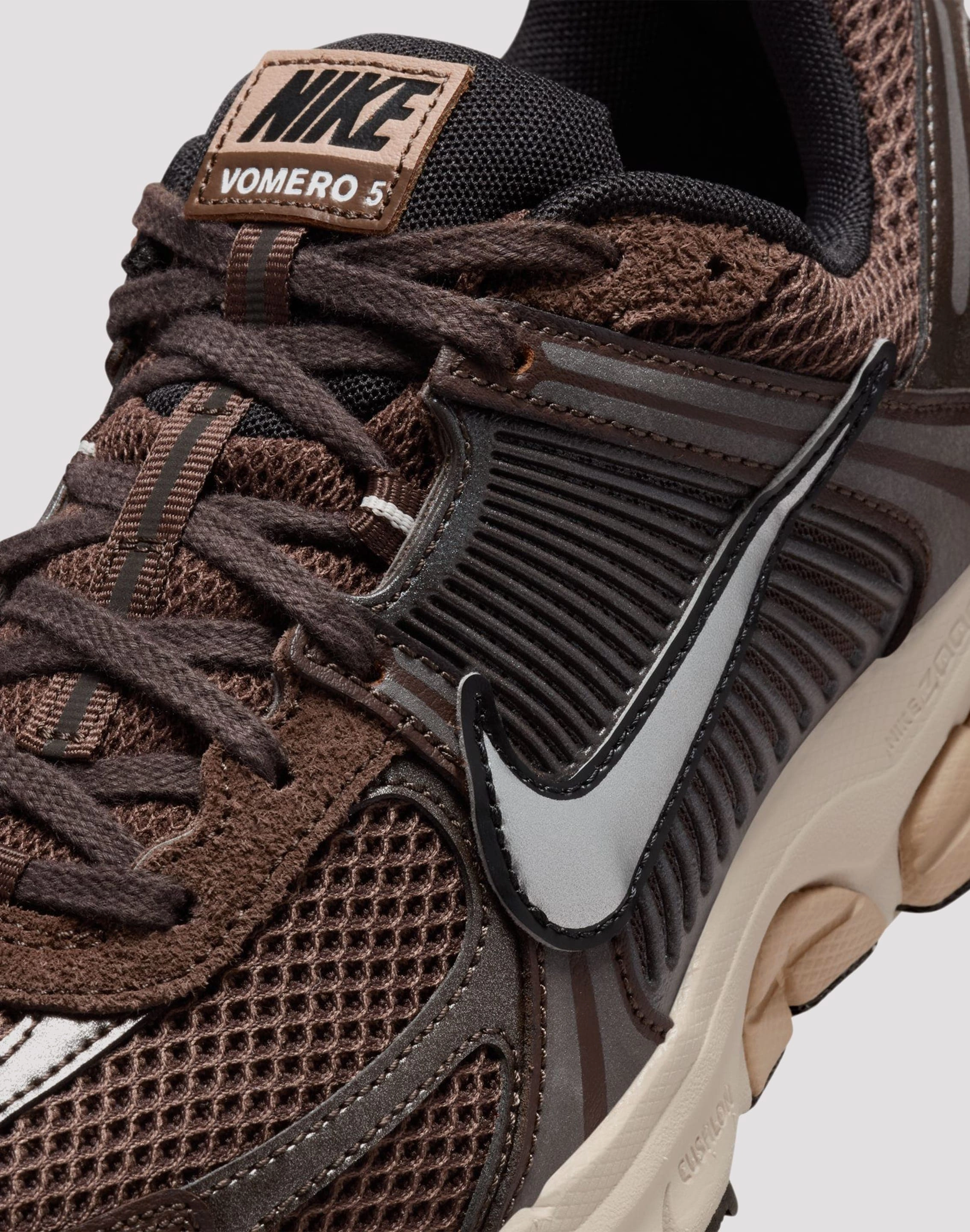 Nike Zoom Vomero 5 "Baroque Brown/Chrome/Lt Orewood Brn/Hemp" running for a way to stay free
