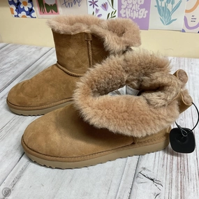 Pool Time Good Traction Boots Designer By Ugg In Tan, Size: 9