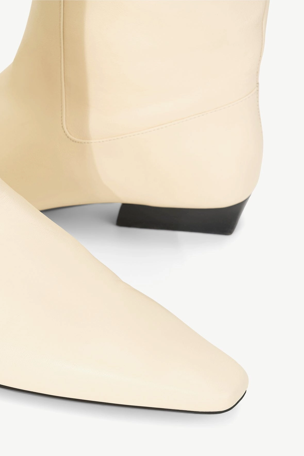 Outfit Key WALLY FLAT BOOT | CREAM