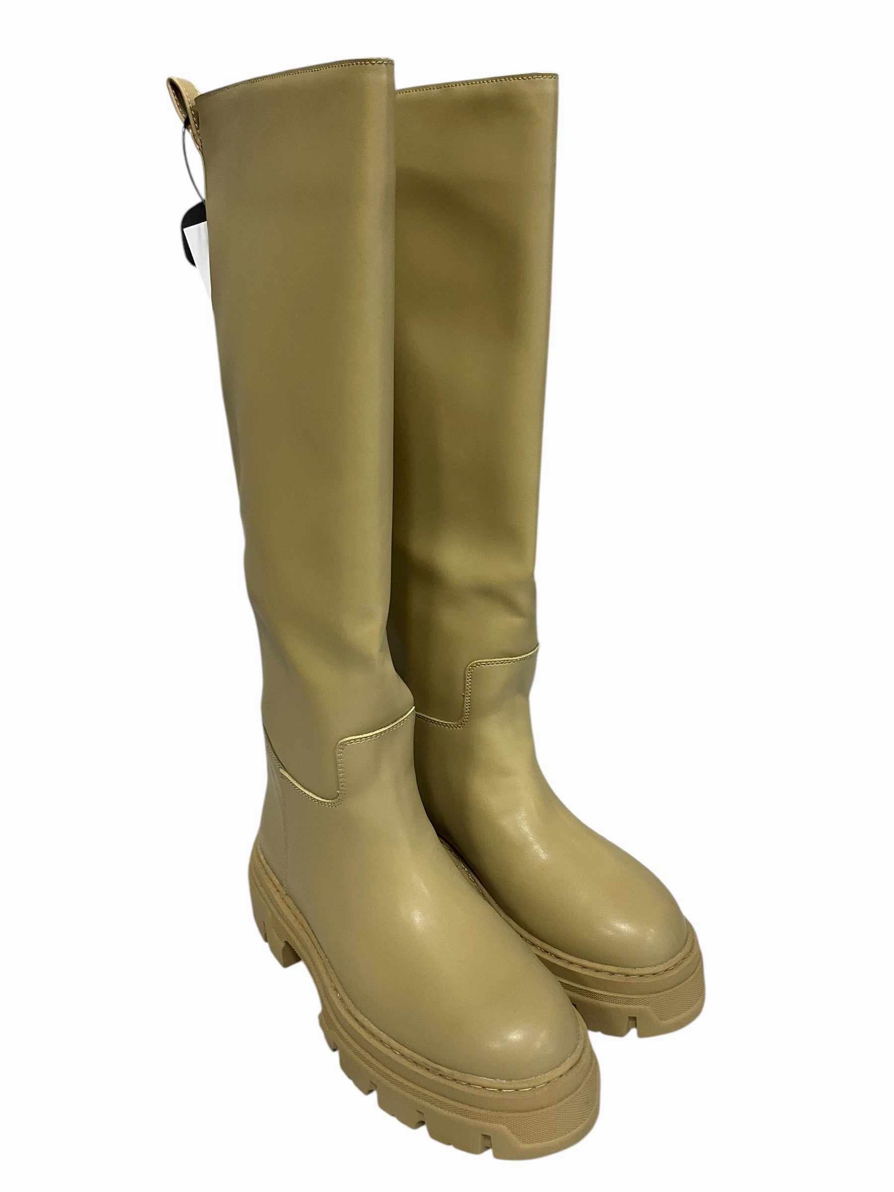 Boots Knee Flats By H&m In Beige, Size: 9 Contoured Midsole All Activity