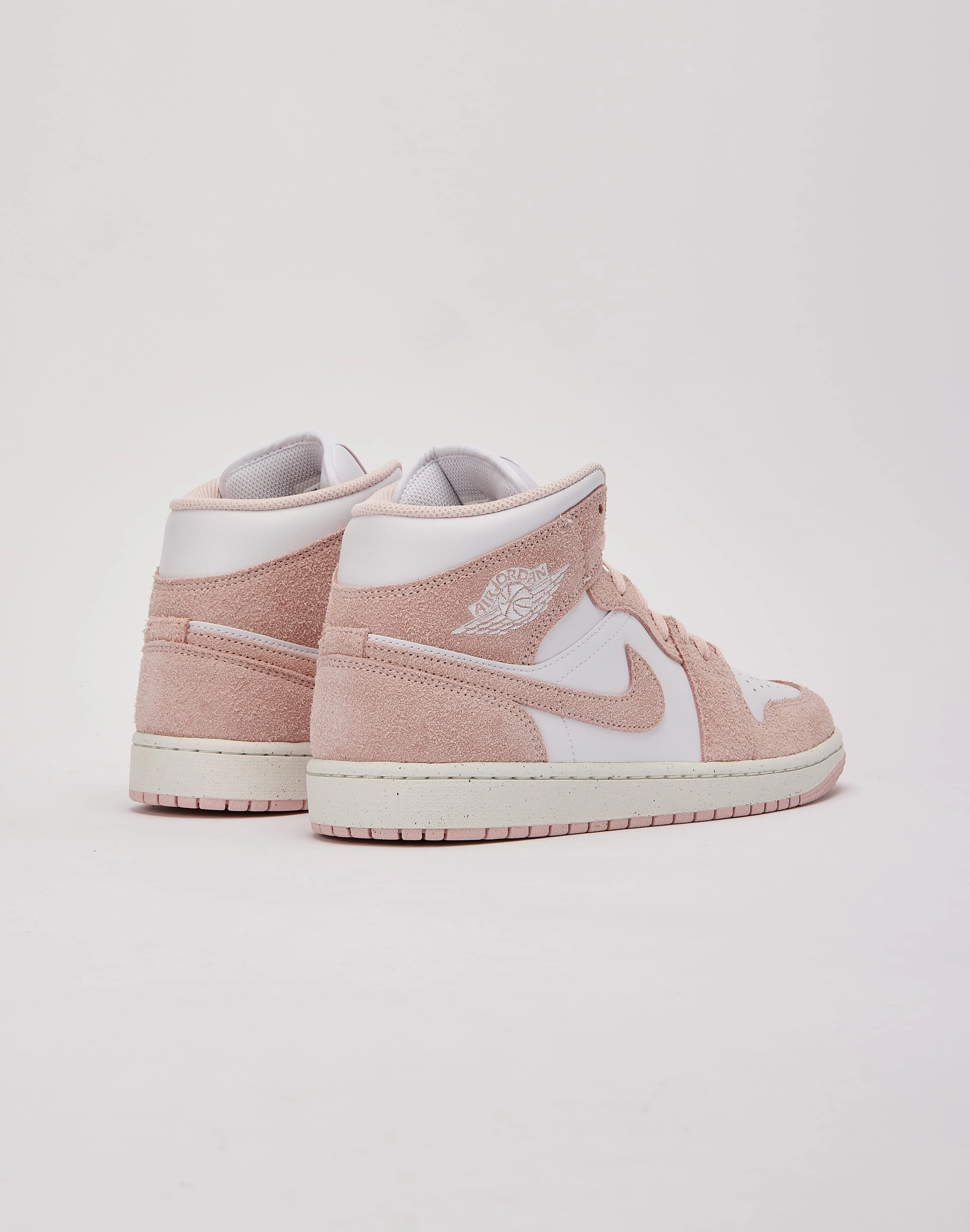 Jordan Air Jordan 1 Mid SE Seamless Inner Construction