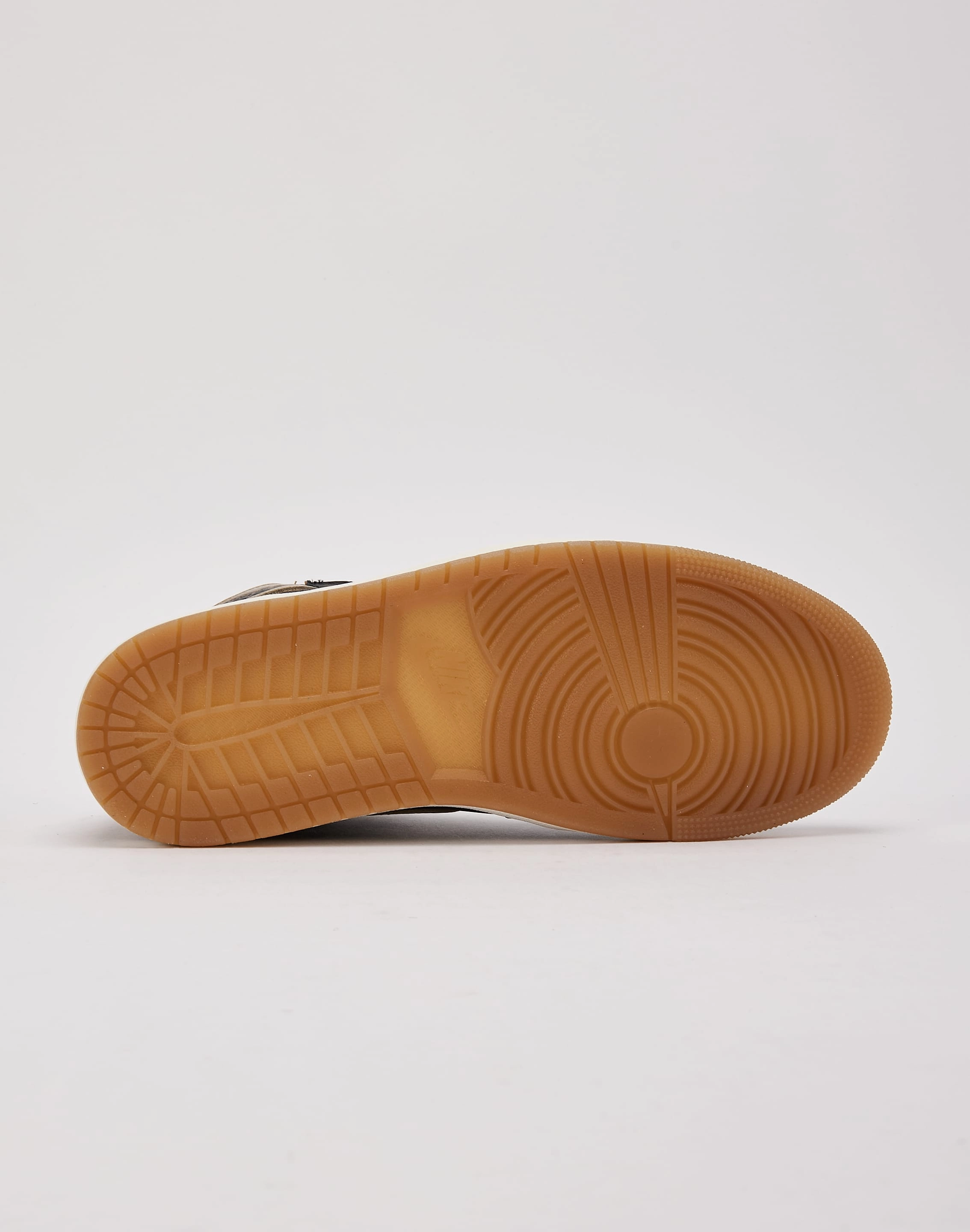 Gym Life Dad Pick Jordan Air Jordan 1 Retro High OG 'Black And Gold'