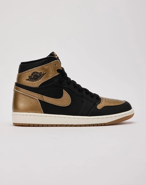Jordan Air Jordan 1 Retro High OG 'Black And Gold' Wide fit