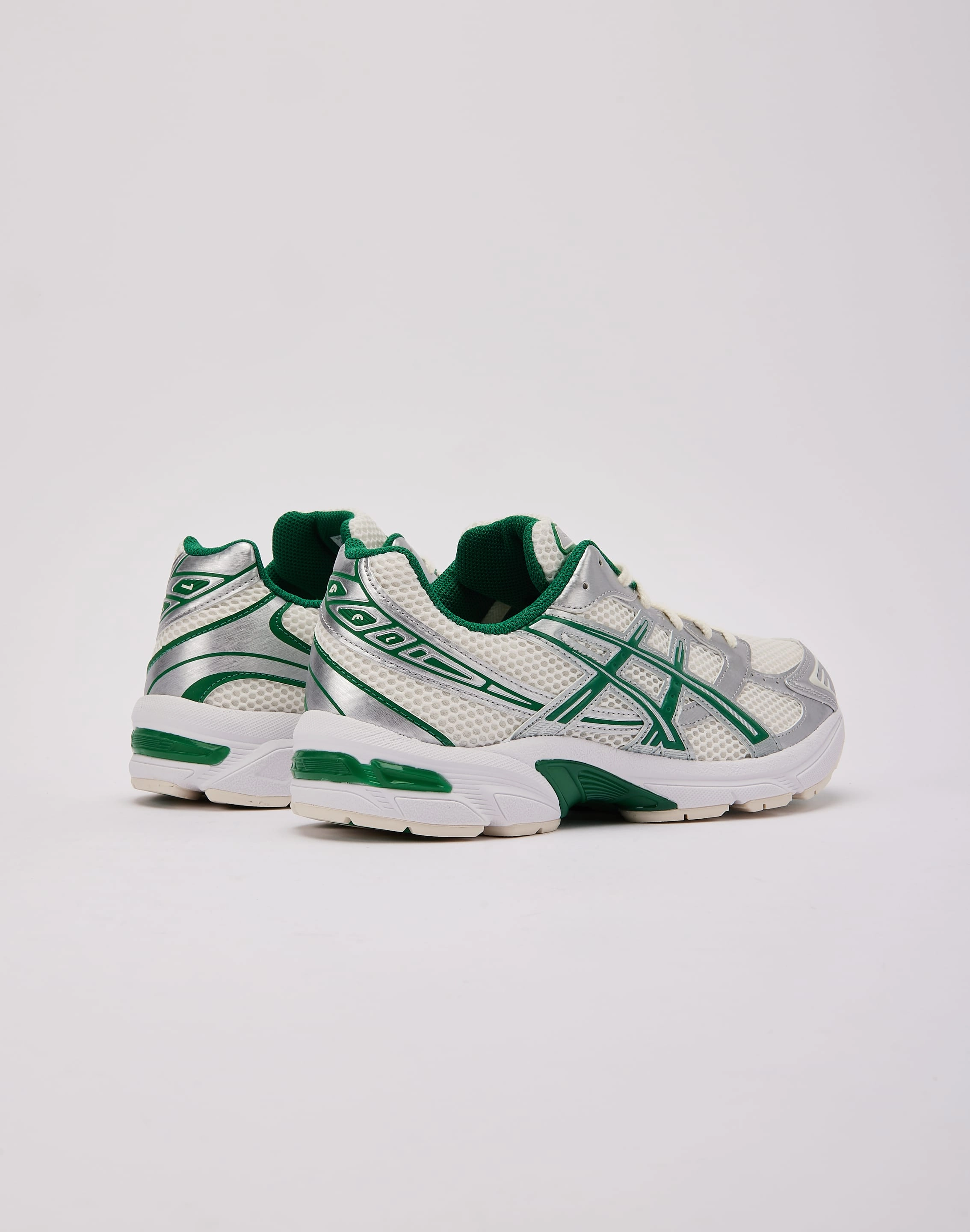 Asics GEL-1130 Stride Synchronization Tech volleyball shoes