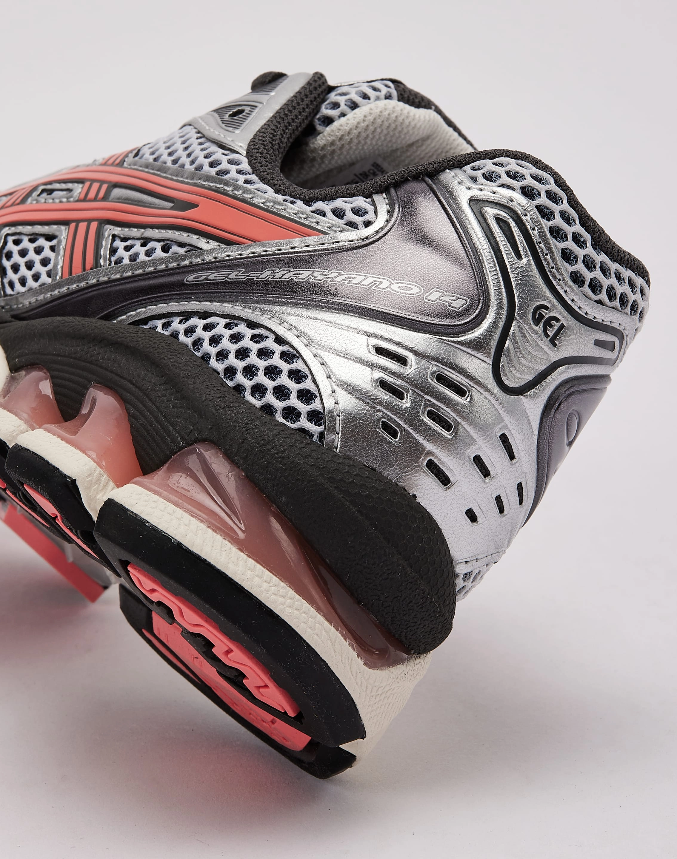Asymmetric Lacing System Asics GEL-KAYANO 14