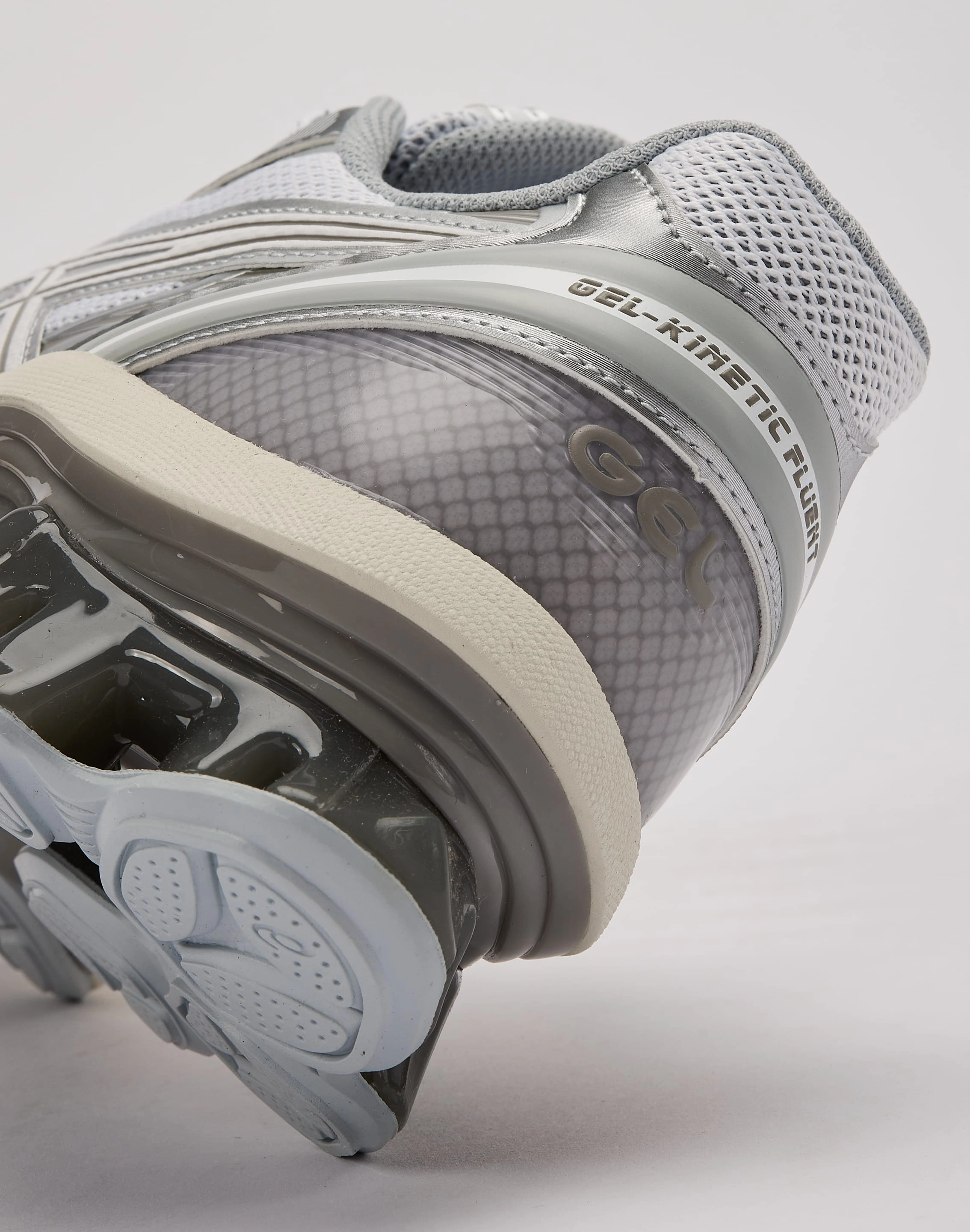 Asics GEL-KINETIC FLUENT Lace Lock Feature Waterproof Shoes