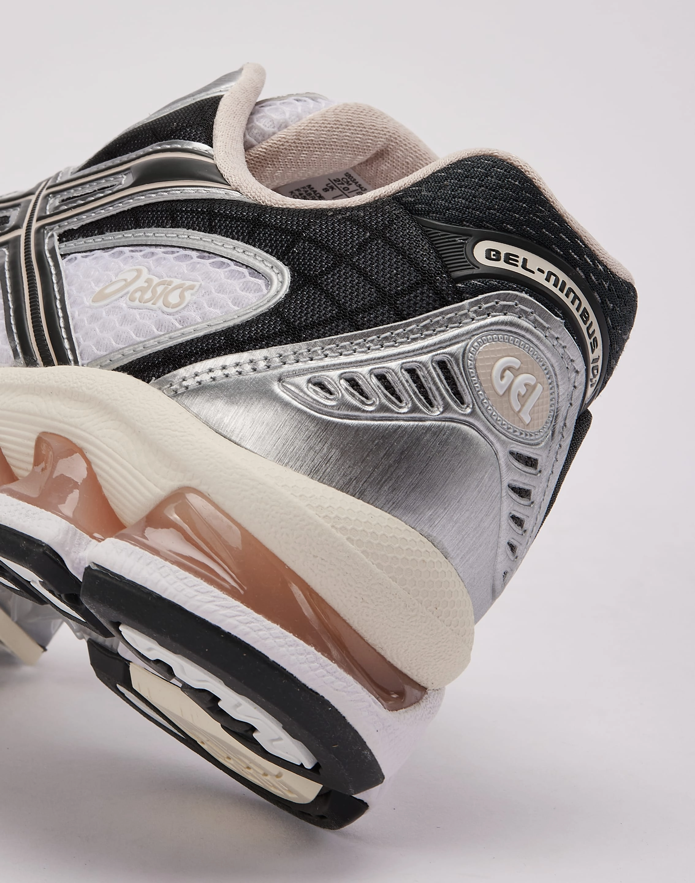 Durable Rubber Traction high - cut running gear Asics GEL-NIMBUS 10.1