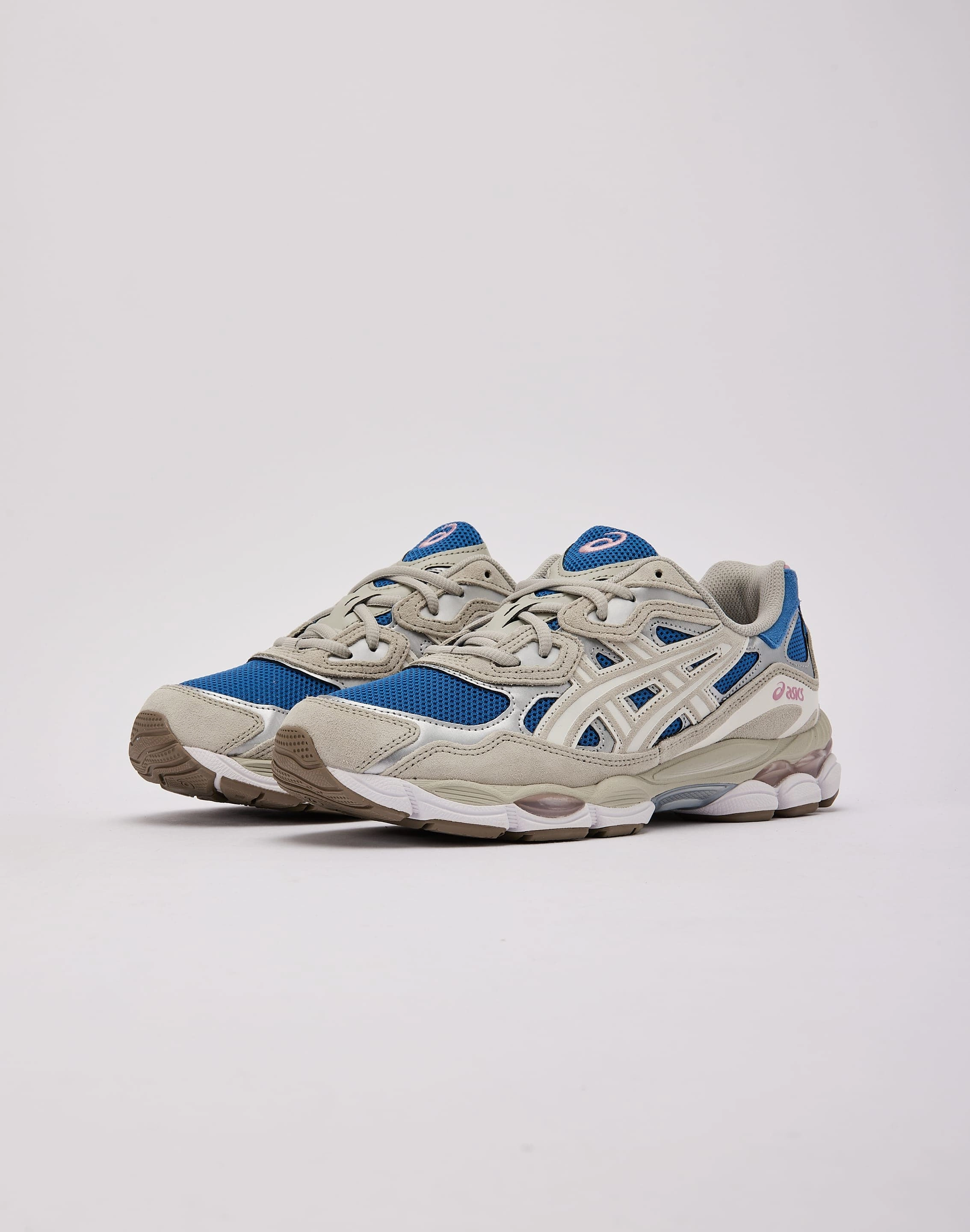 moisture - wicking lining animal - print running wear Asics GEL-NYC