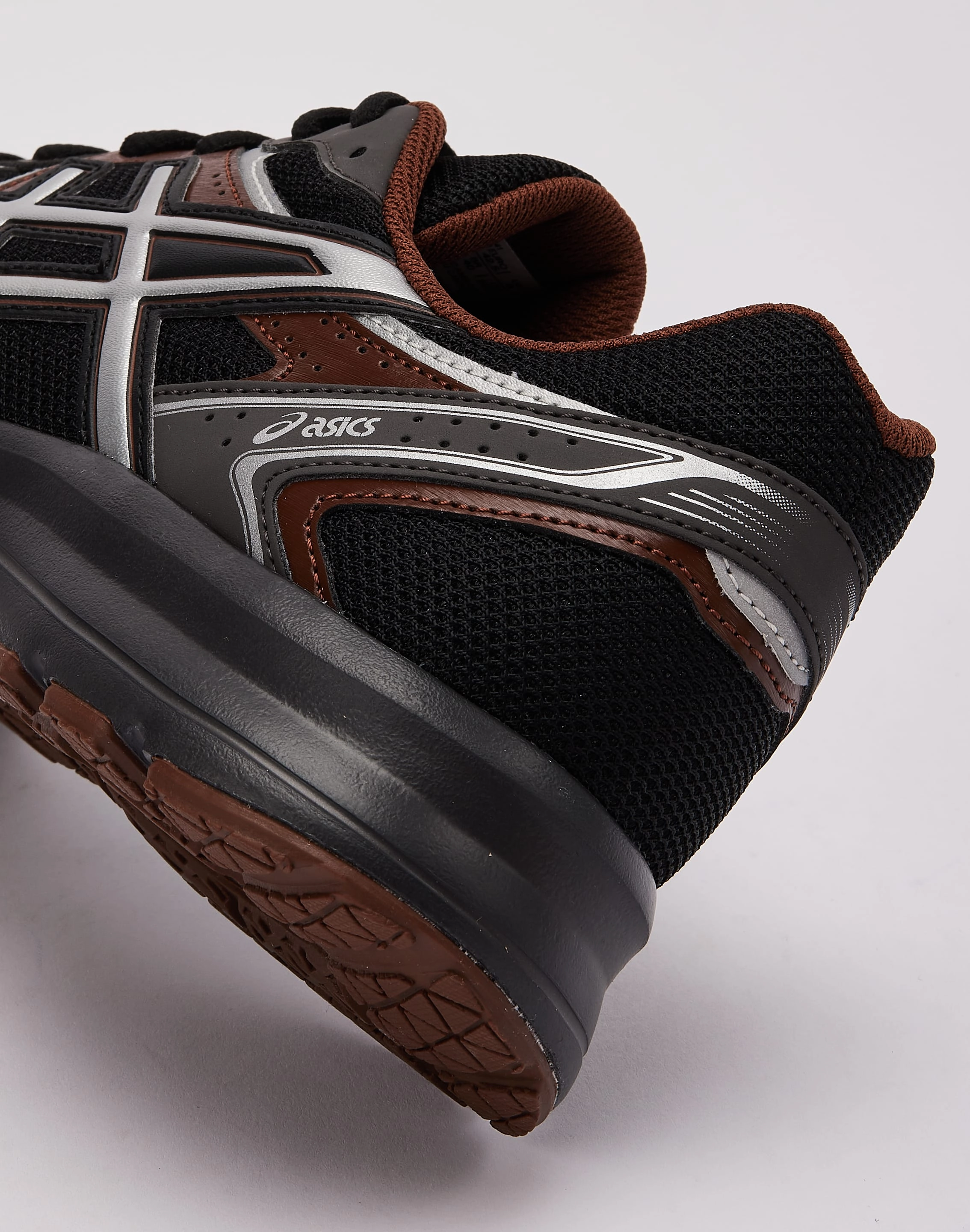 Asics JOG 100S Travel Essential