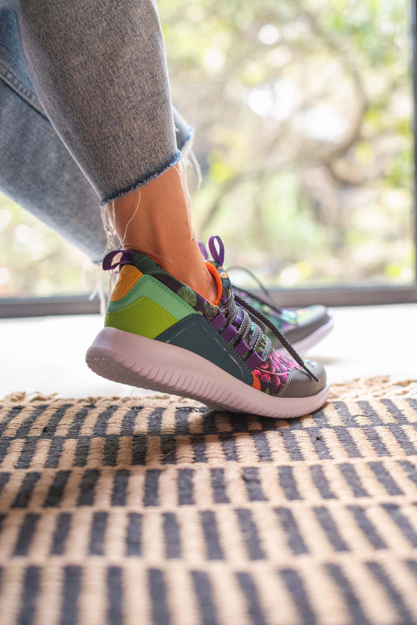 Stretchy Material Impact Diffusing Plate Bahia Runner V.2