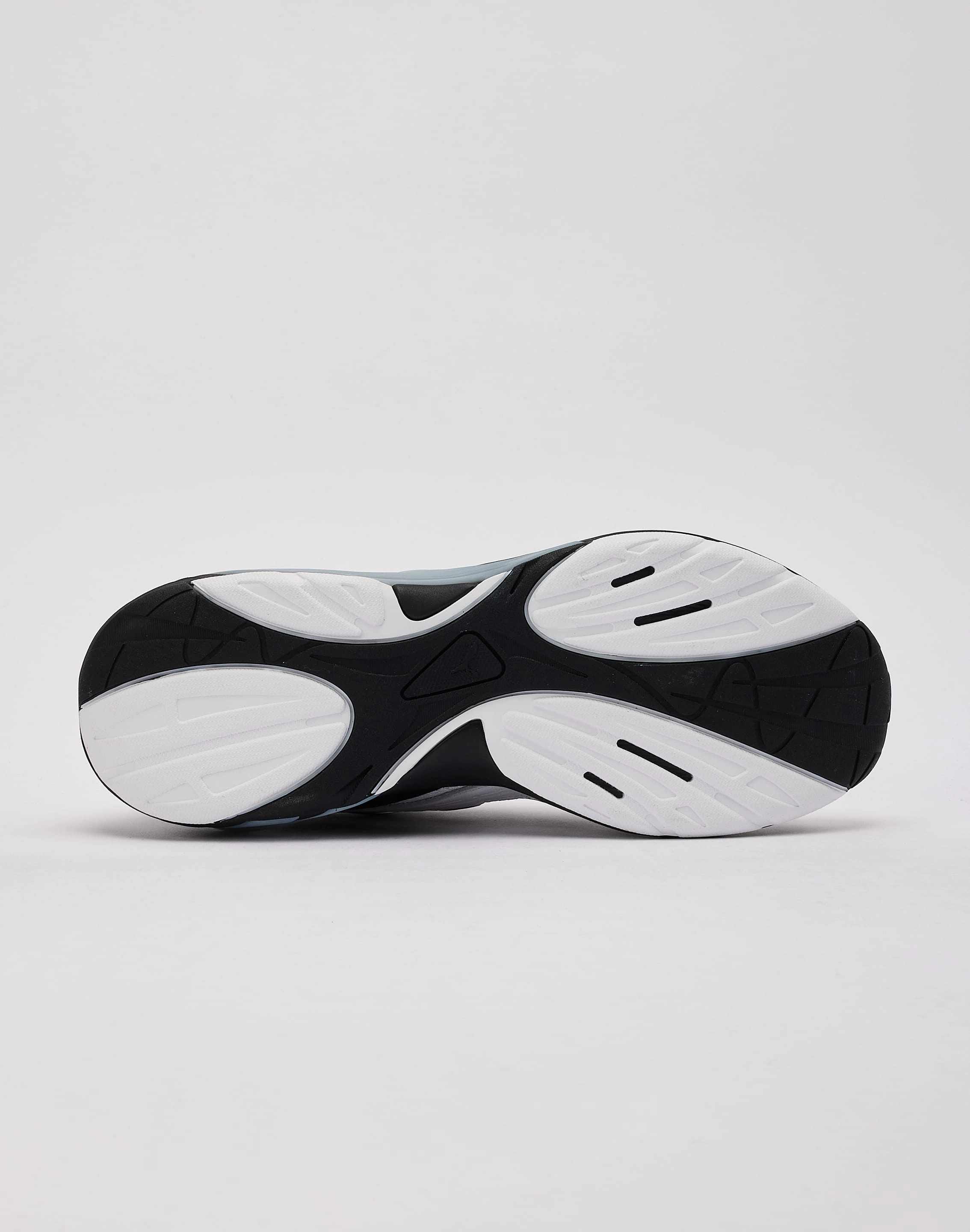 Puma Inverse Generate Comfortable Wear Shock Absorbing Foam