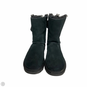 sports Boots Designer By Ugg In Black, Size: 6