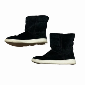 Roomy Toe Box Black Boots Designer By Ugg, Size: 8