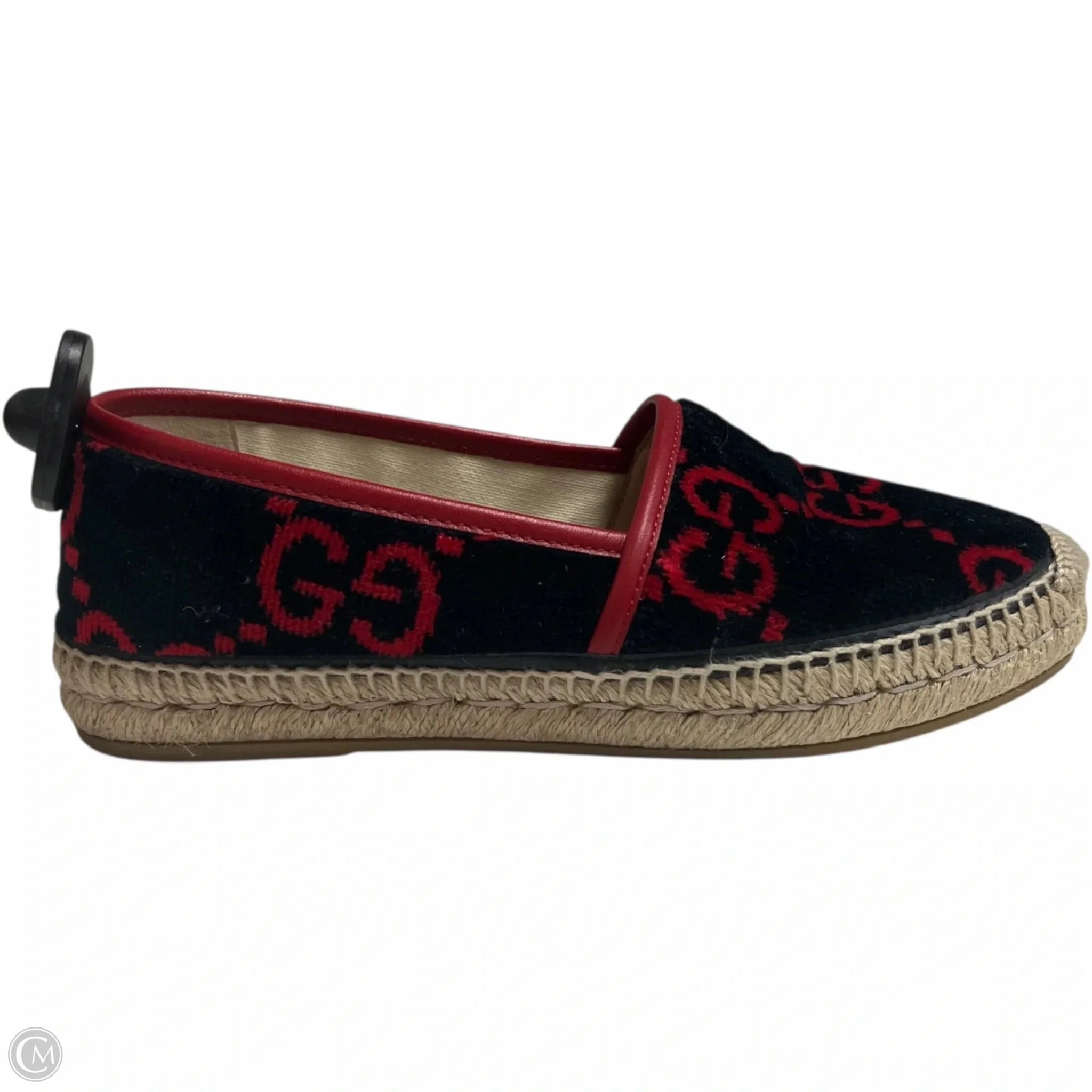 Roomy Toe Box Shoes Luxury Designer By Gucci In Black & Red, Size: 7