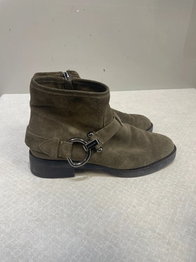 Breathable Lining Boots Designer By Coach In Green, Size: 7