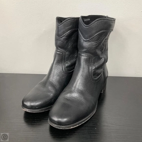 Adjustable Hook and Loop Closure Peace Step Boots Designer By Frye In Black, Size: 8