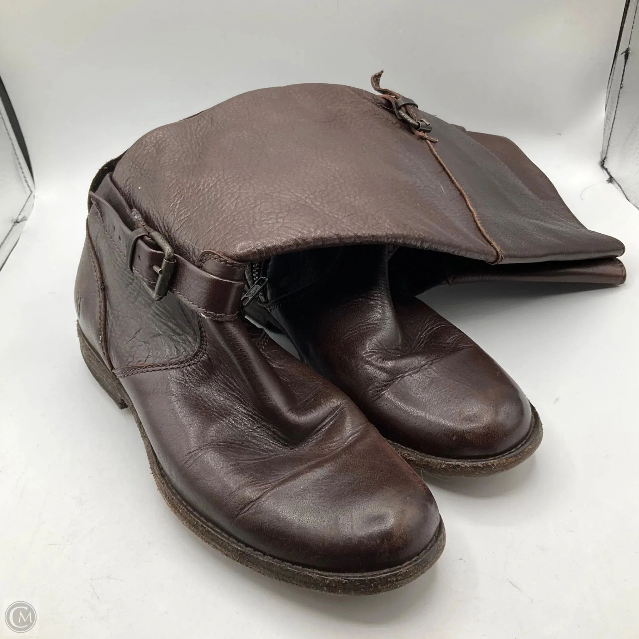 Boots Designer By Frye In Brown, Size: 8 Low Profile Design Color Play