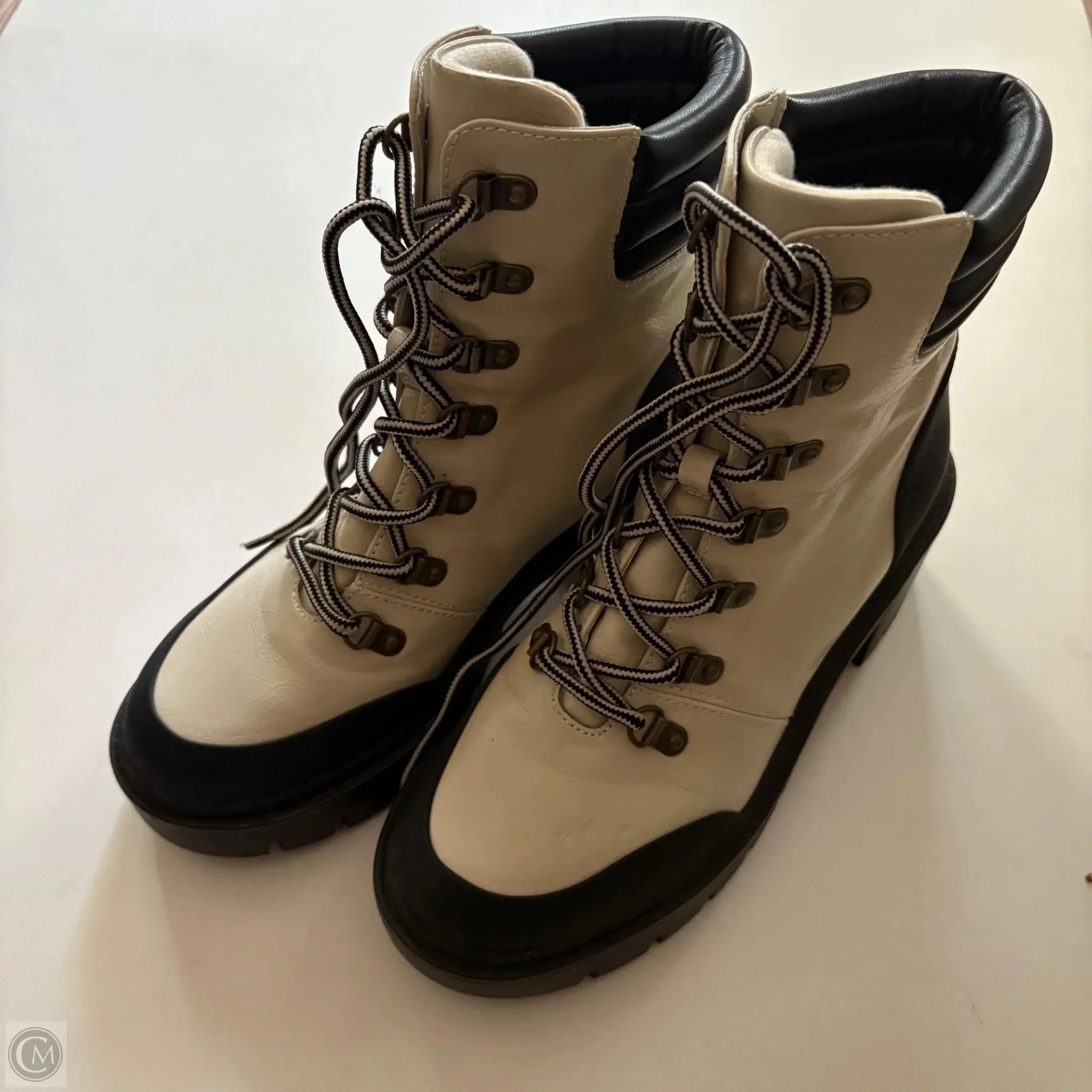 Boots Designer By Michael Kors In Cream, Size: 7.5 Office Cool Stage Pop