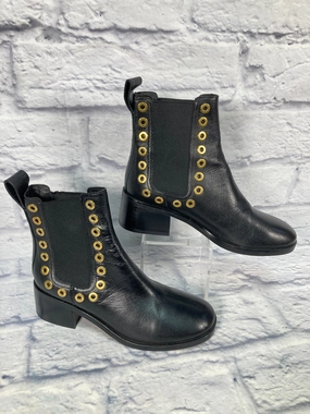 Boots Designer By See By Chloe In Black & Gold, Size: 7.5 Responsive Cushion Weekend Warriors Peace Step