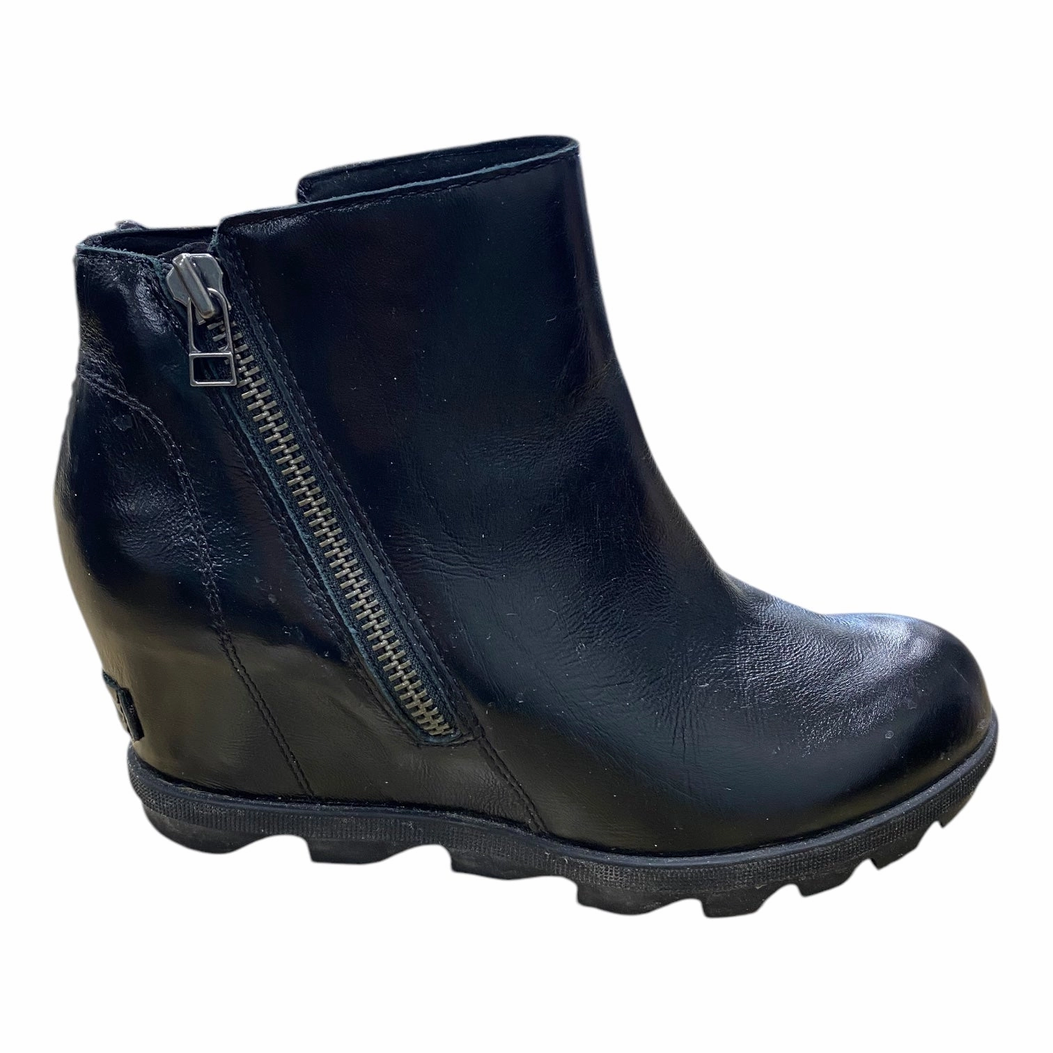 Smooth zipper closure Boots Designer By Sorel In Black, Size: 9