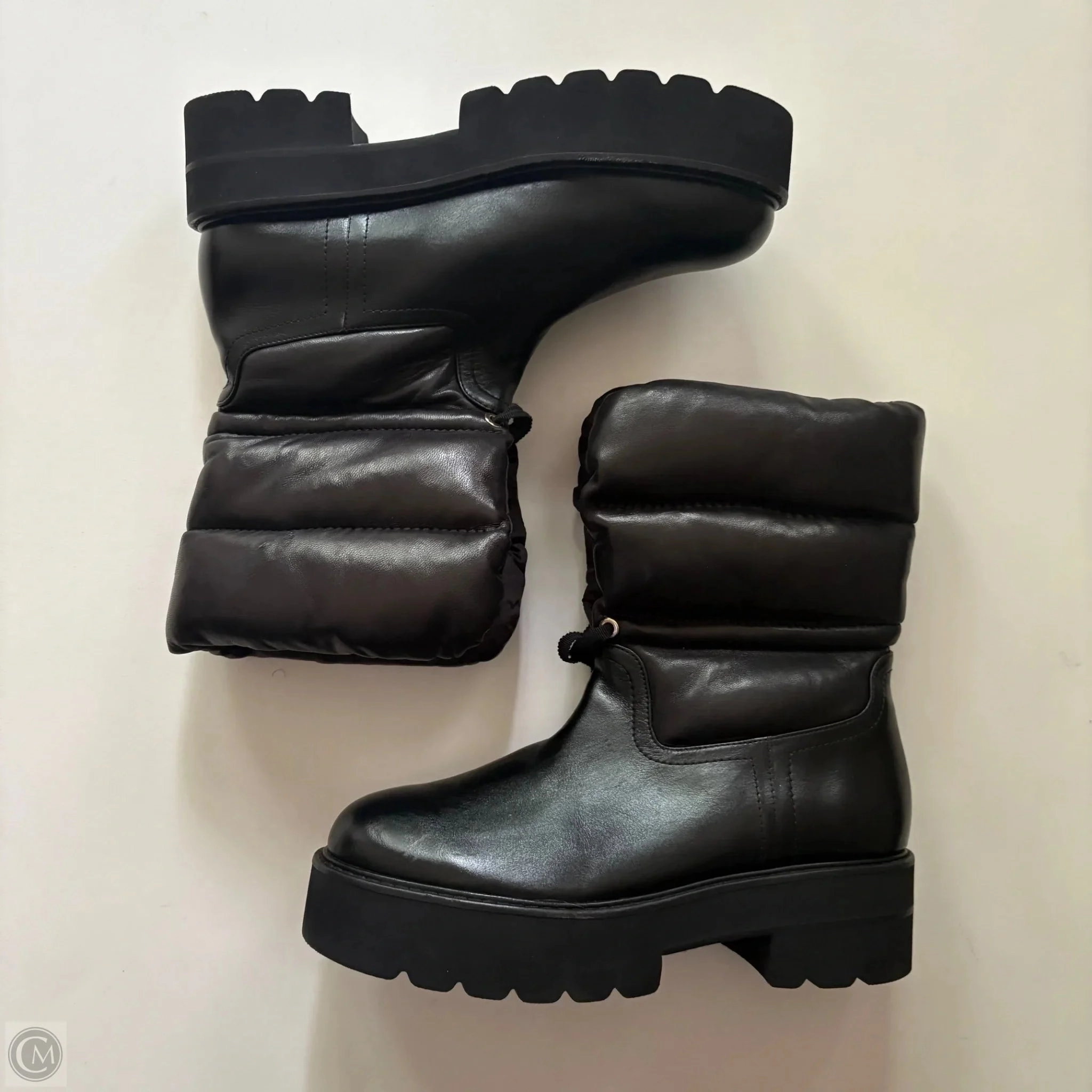Reinforced toe cap Boots Designer By Stuart Weitzman In Black, Size: 7