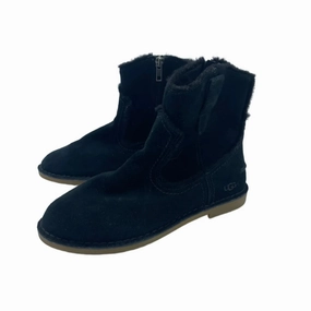 Waterproof Daily Walk Teen Edge Boots Designer By UGG In Black, Size: 7.5