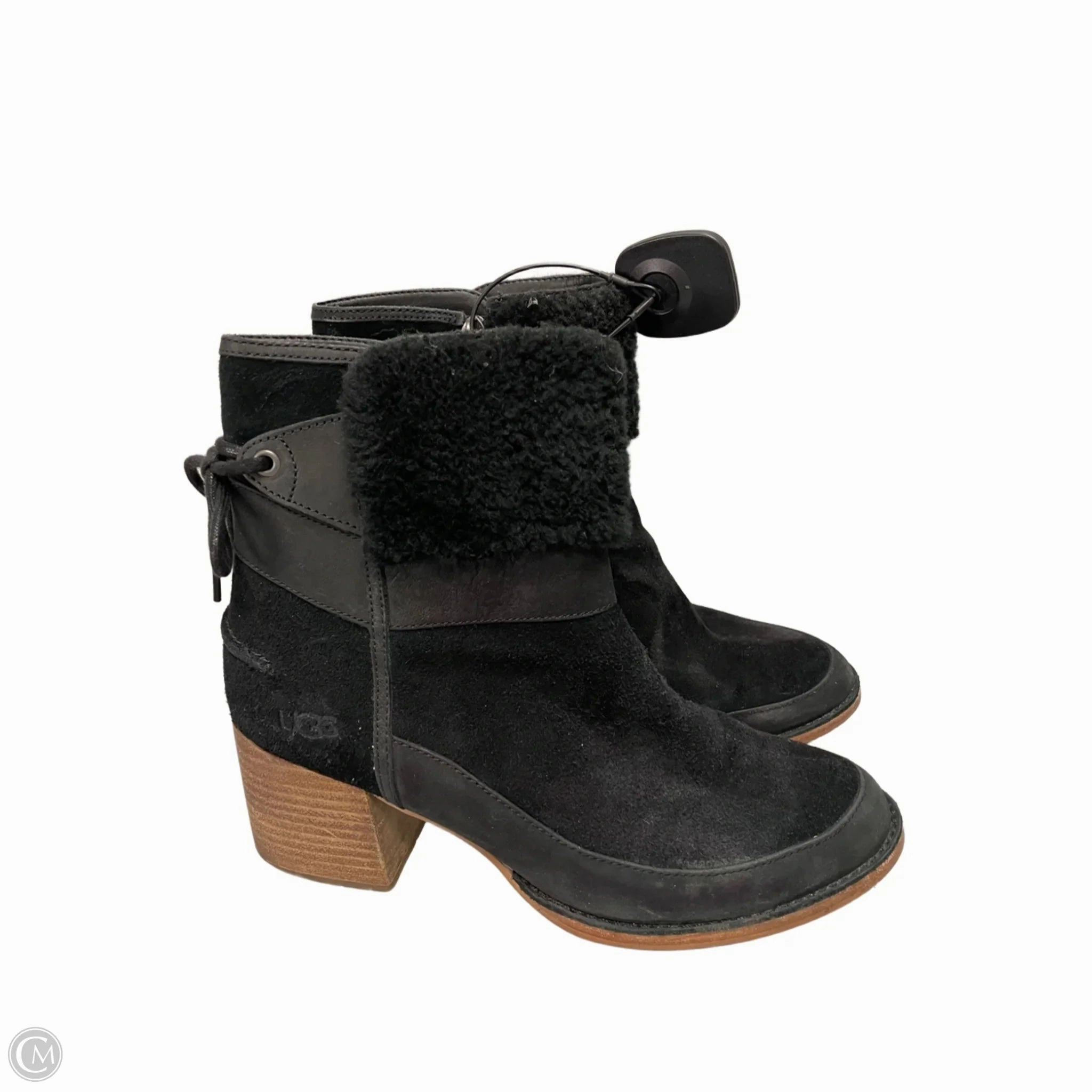 Short Trip Boots Designer By Ugg In Black, Size: 9