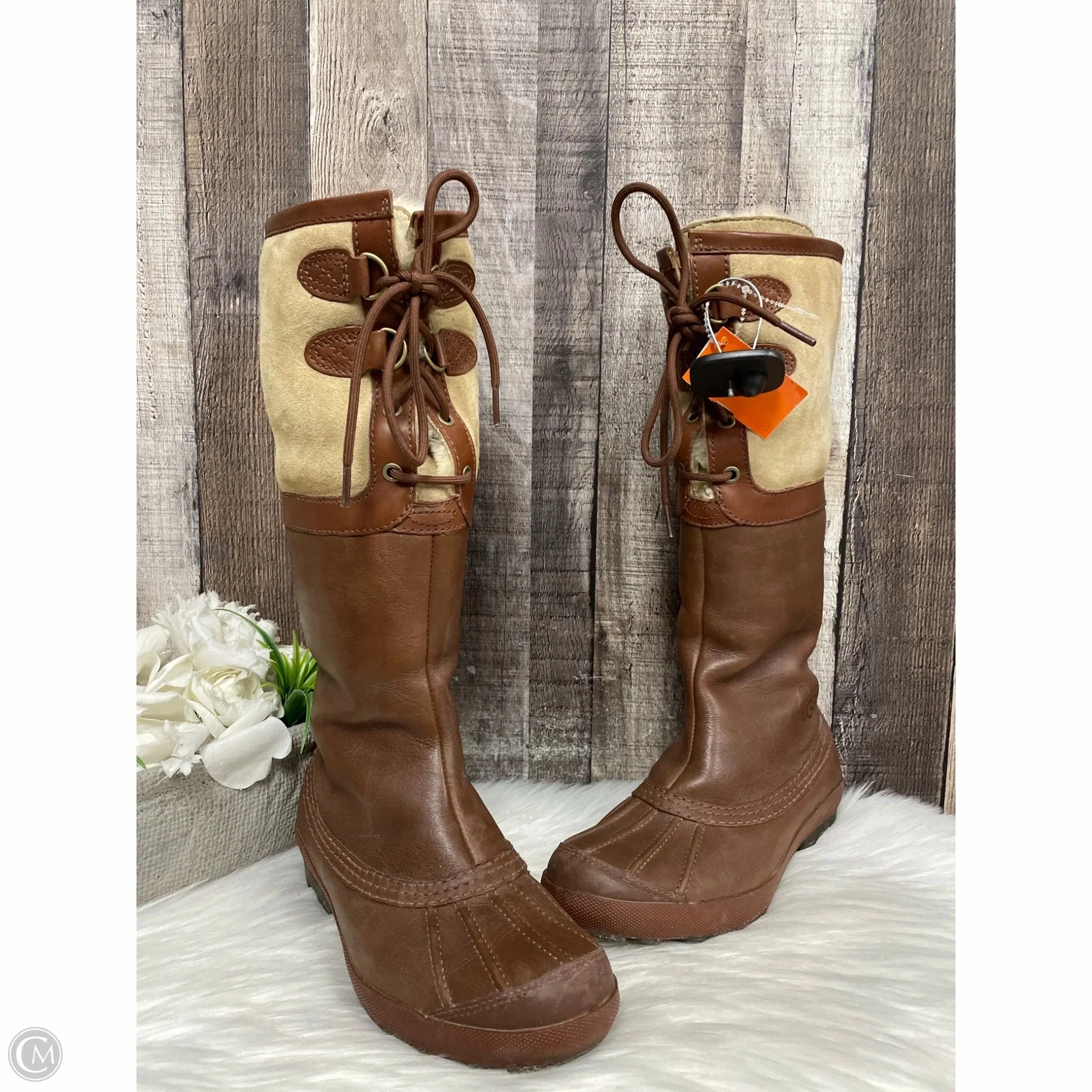 Boots Designer By Ugg In Brown, Size: 6.5 Flex Groove Technology Crystal Glow