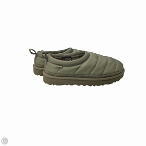 Smooth Inner Seams Boots Designer By Ugg In Green, Size: 8