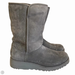 Modern Boots Designer By Ugg In Grey, Size: 9