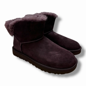 Boots Designer By Ugg In Purple, Size: 9 Feather Light Long Distance