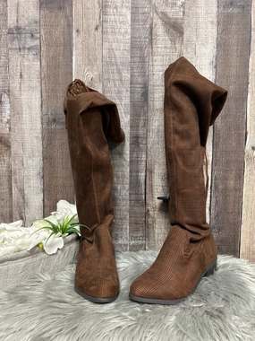 Leather Comfort Easy To Clean Boots Knee Flats By Aerie In Brown, Size: 6