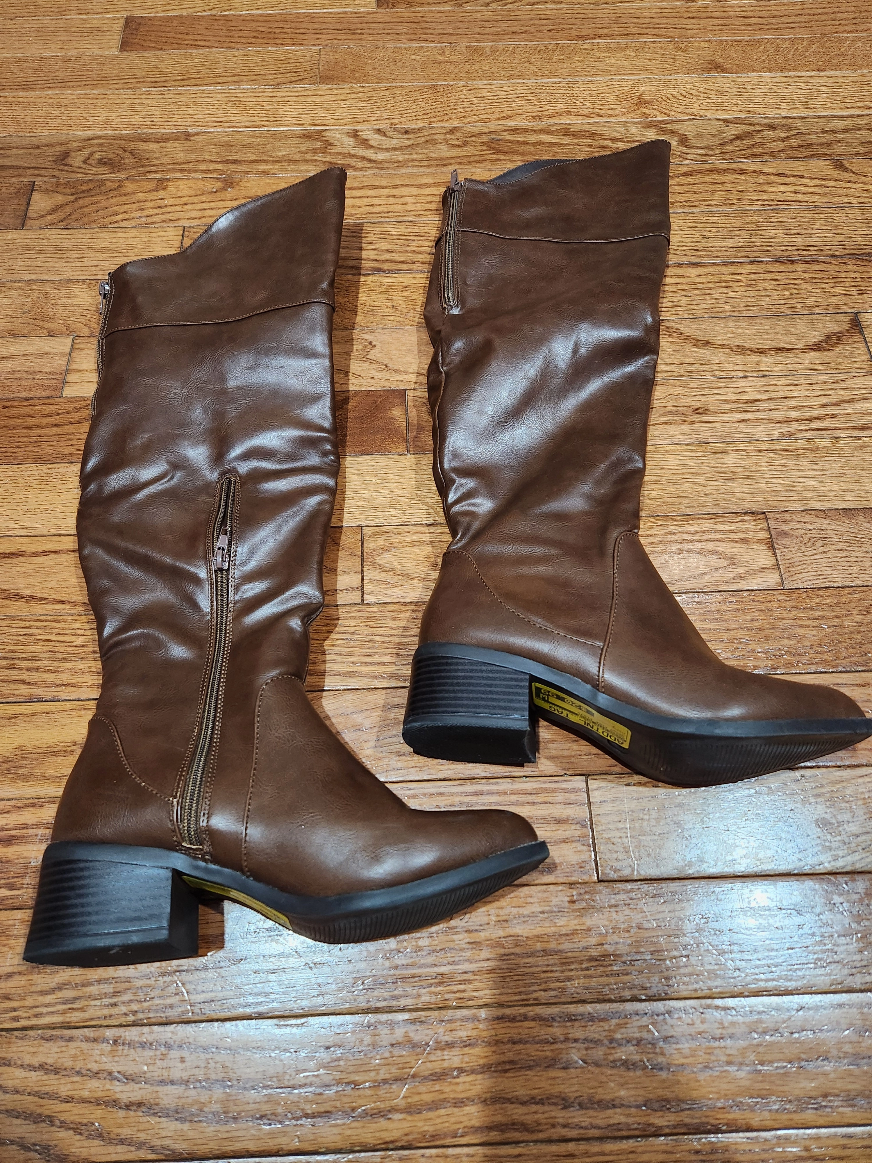 Boots Knee Flats By Charlotte Russe  Size: 7 Shock Absorbing Rough Terrain