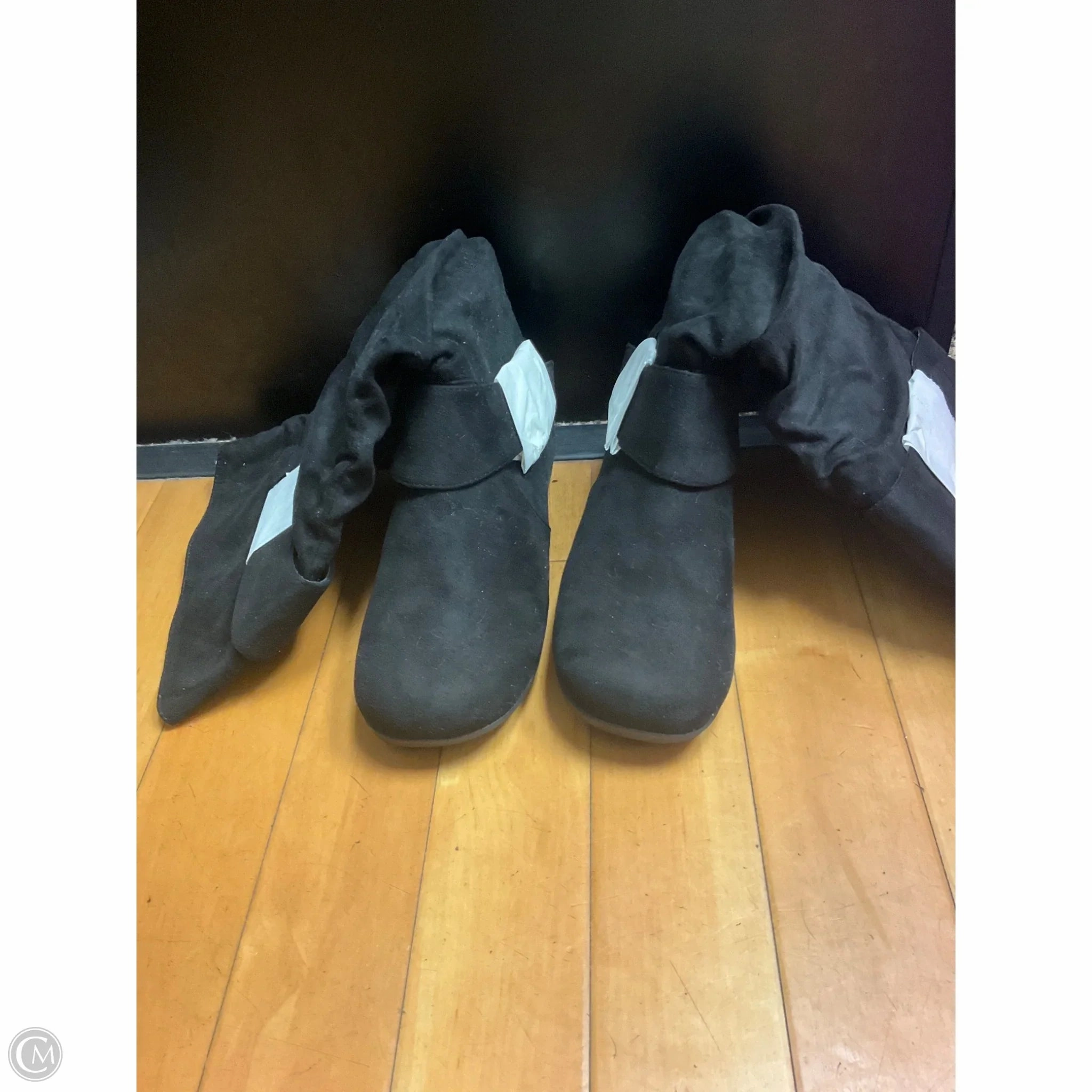 Zip Up Tough Boots Knee Flats By Clothes Mentor In Black, Size: 11