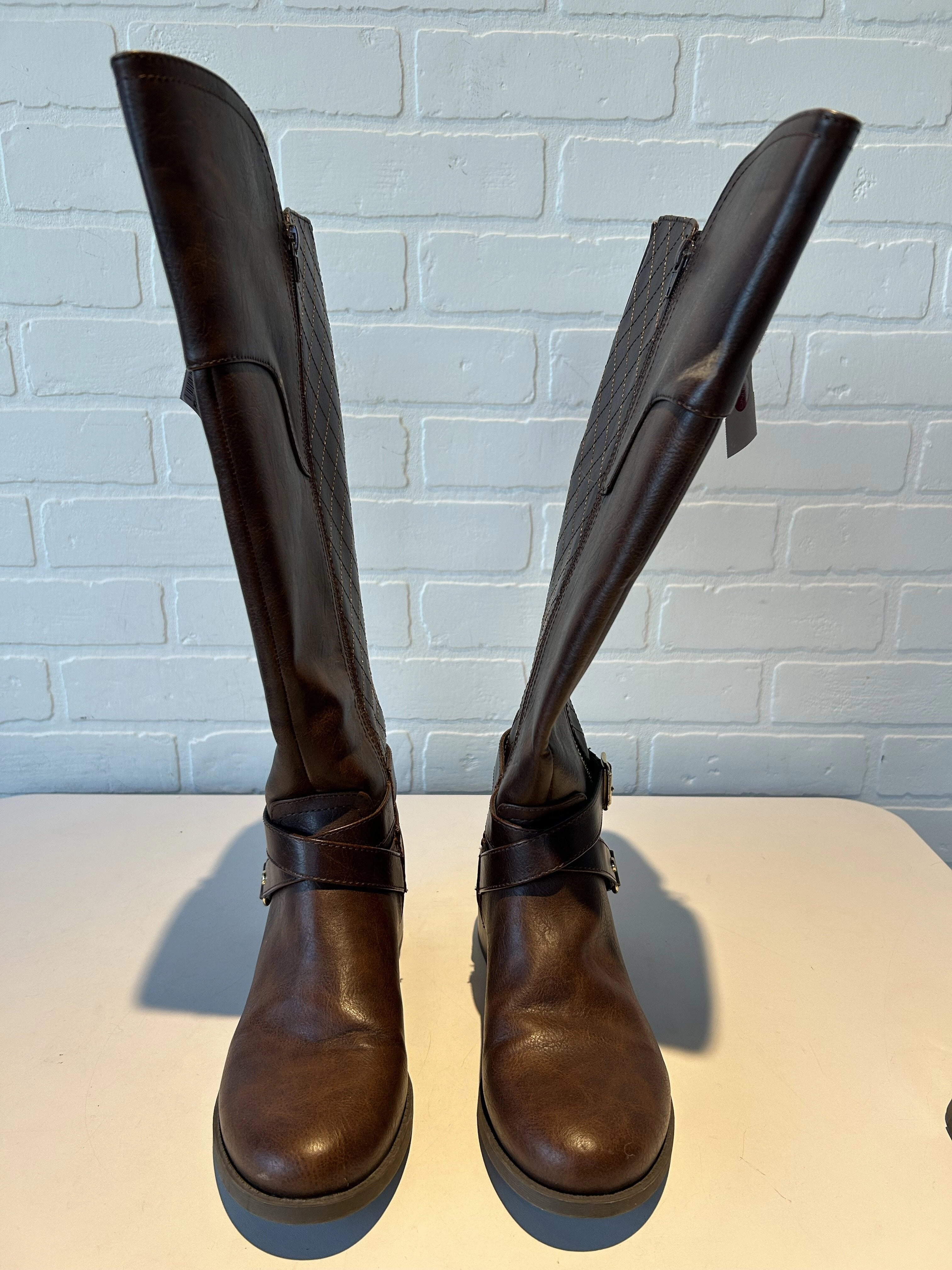Boots Knee Flats By Guess  Size: 8 No Tie