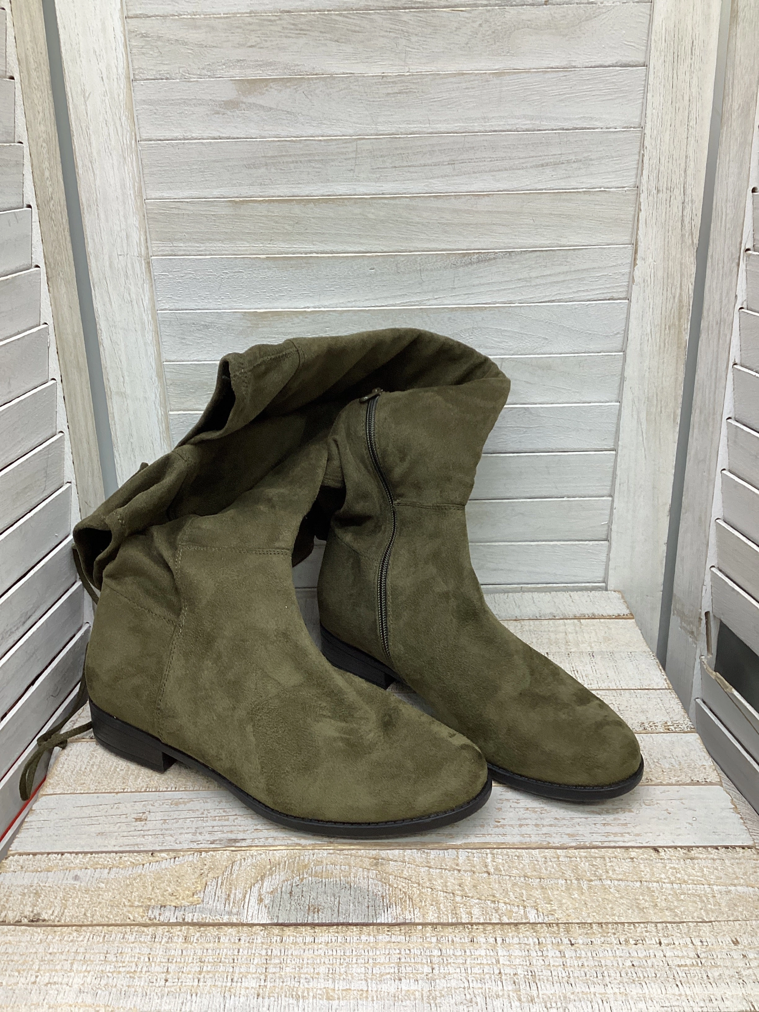 Stylish Protection Stain Resistant Boots Knee Flats By Lane Bryant In Green, Size: 9