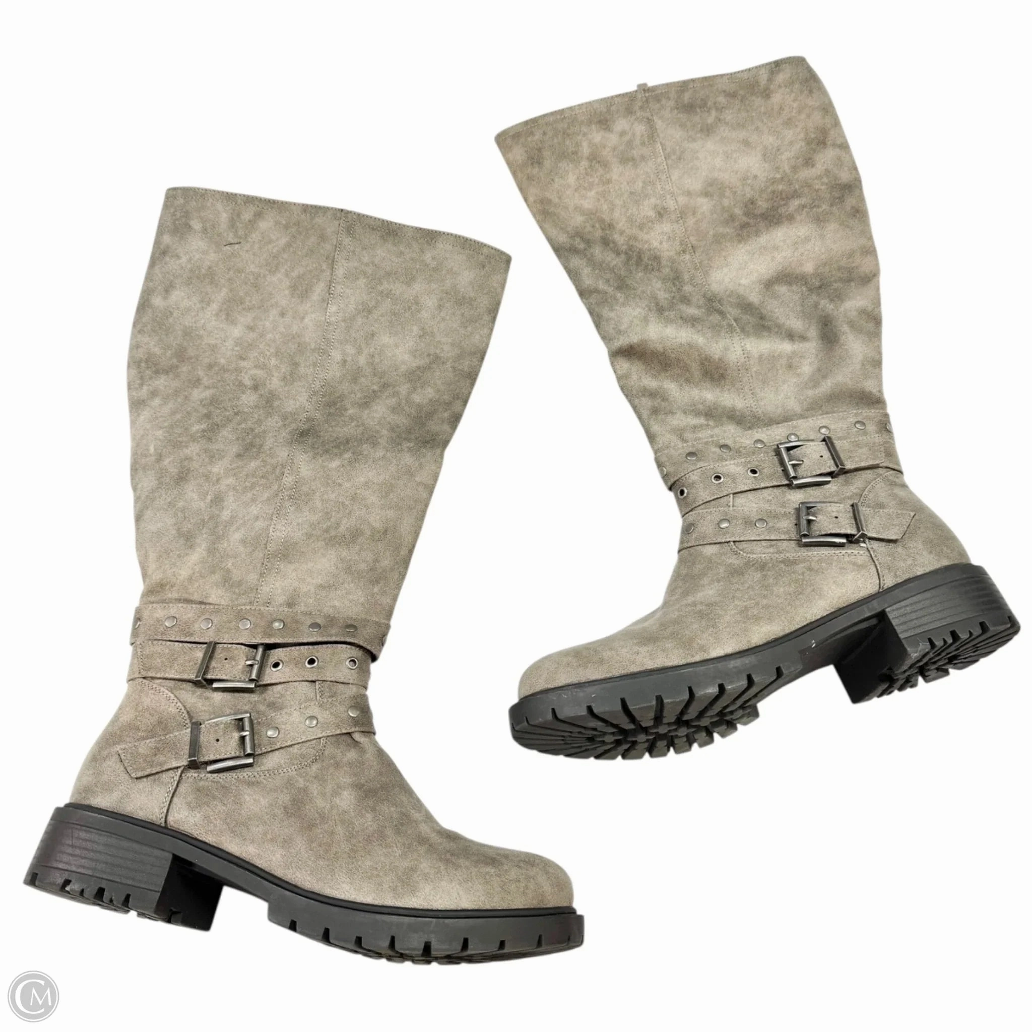 Boots Knee Flats By Torrid In Grey, Size: 10.5 Traction Enhanced Base Zip Up Style