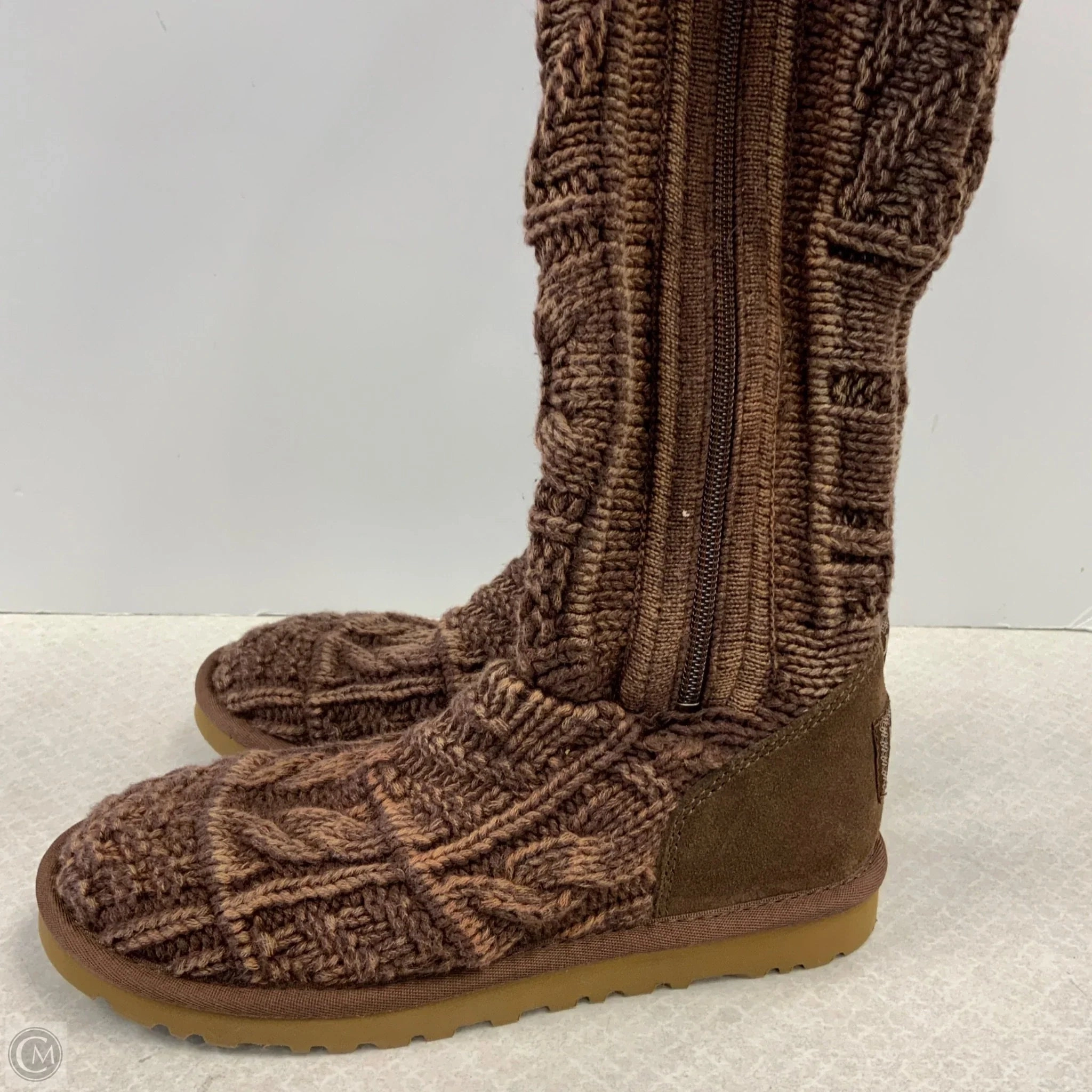 Boots Knee Flats By Ugg In Brown, Size: 6 Minimalist Style Summer Hike