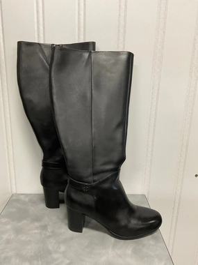 Feather Light Active Nomad Support Cushion Boots Knee Heels By Giani Bernini In Black, Size: 7