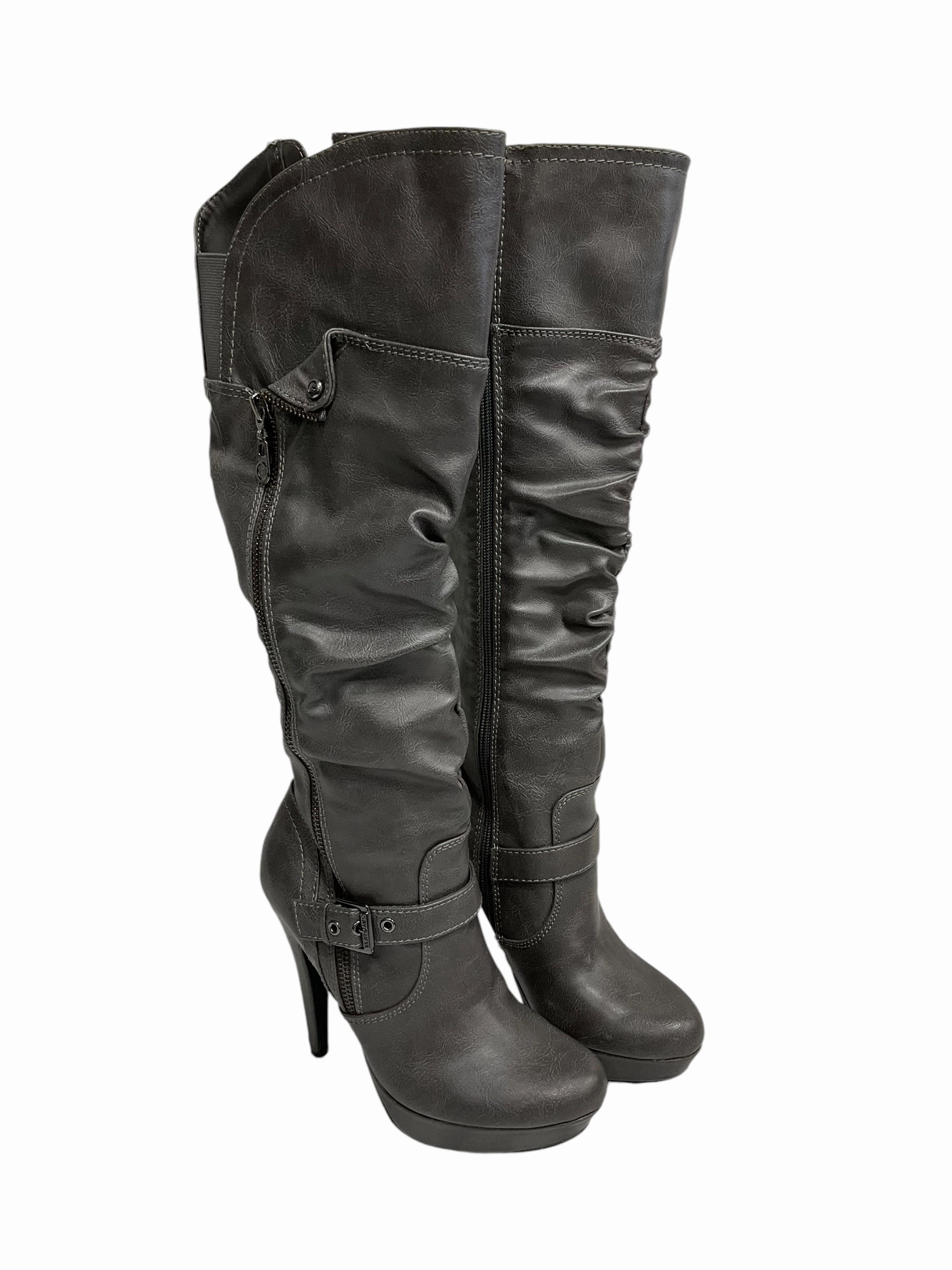 Boots Knee Heels By Guess In Grey, Size: 6 Daily Comfort Durable Shell Adventure Journey