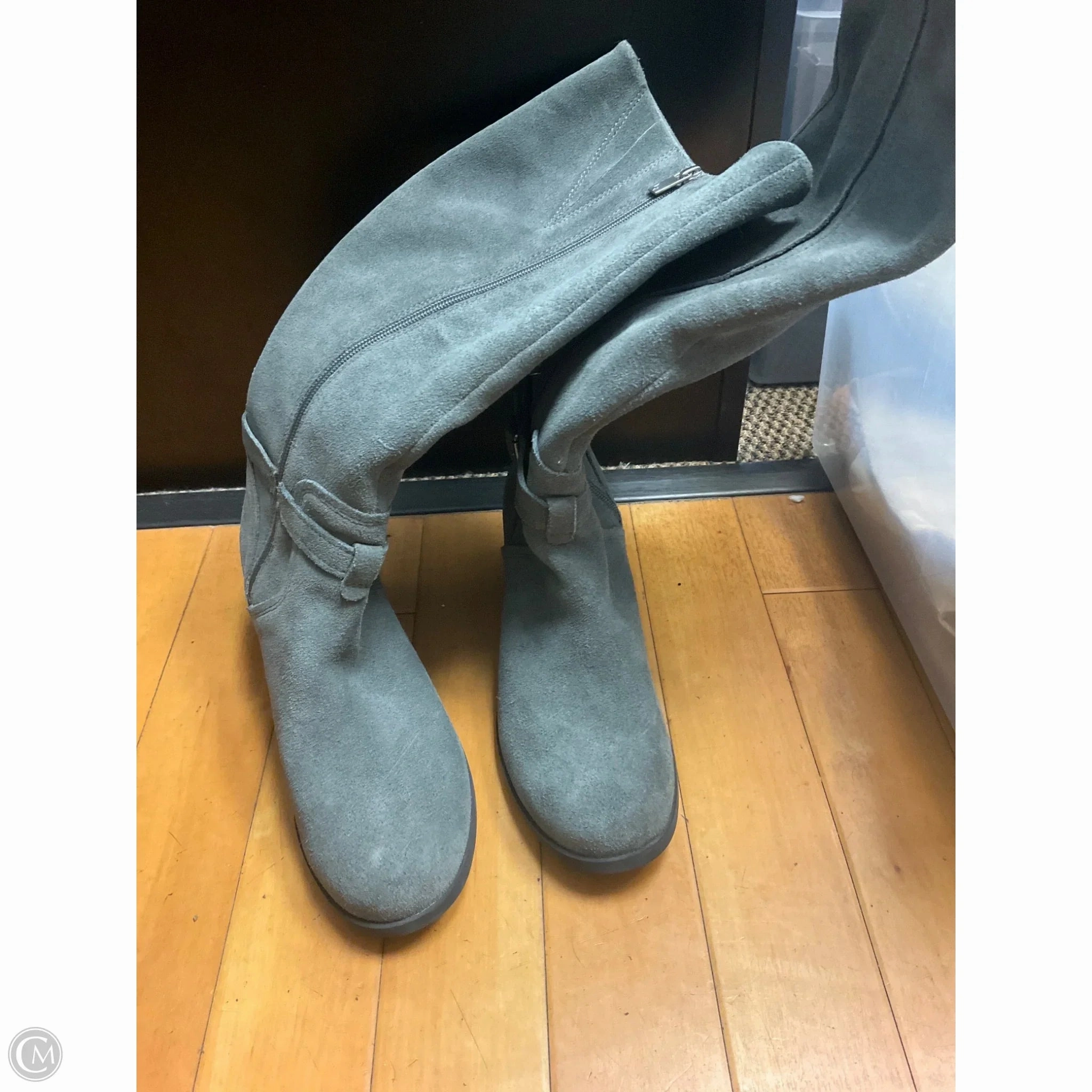 Patterned Surface Boots Knee Heels By Koolaburra By Ugg In Grey, Size: 8.5